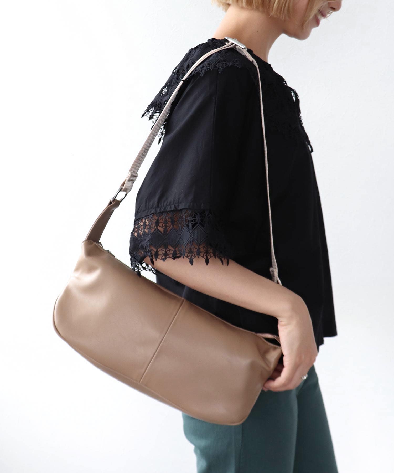 横長ソフトショルダーBAG