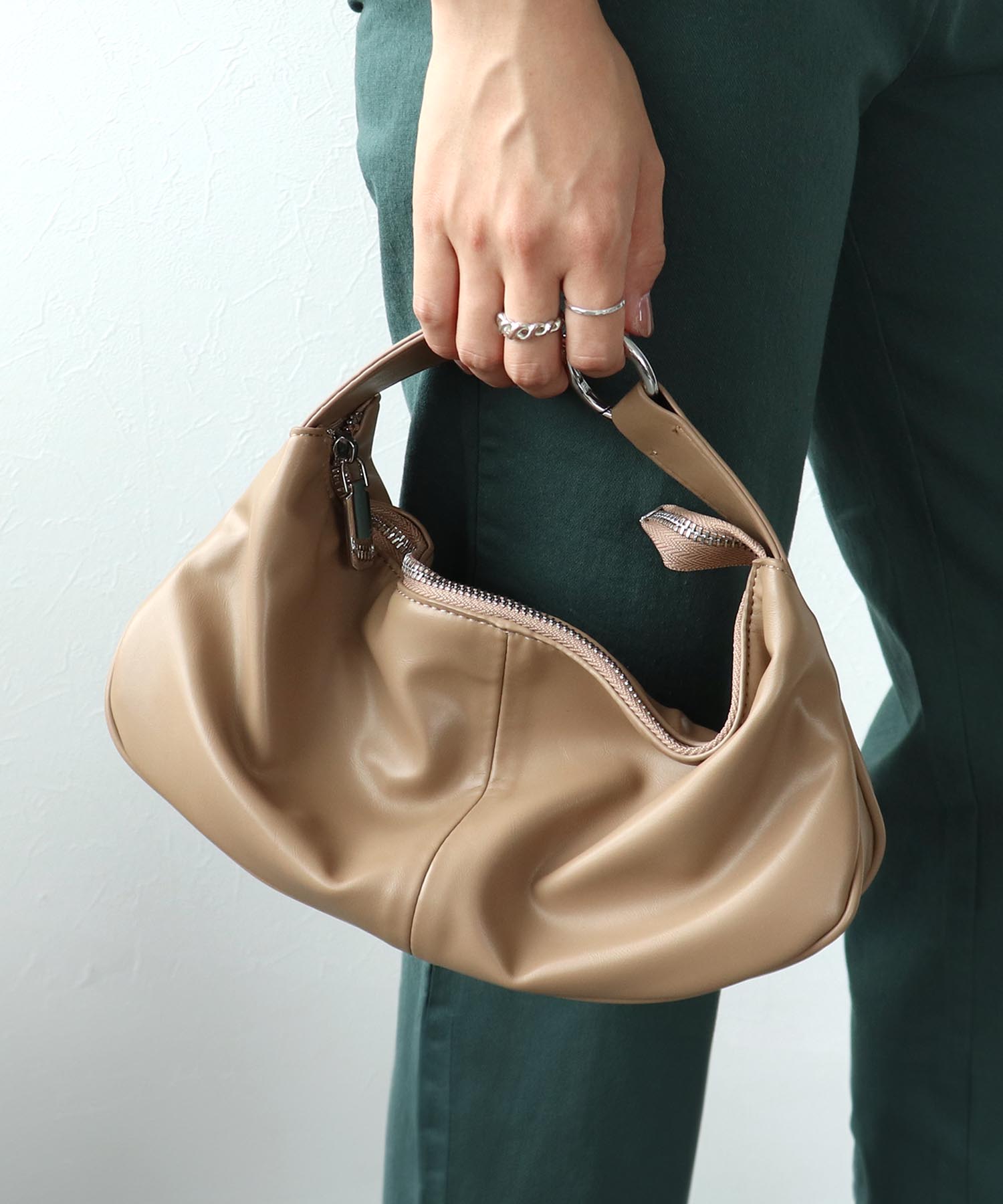 横長ソフトショルダーBAG