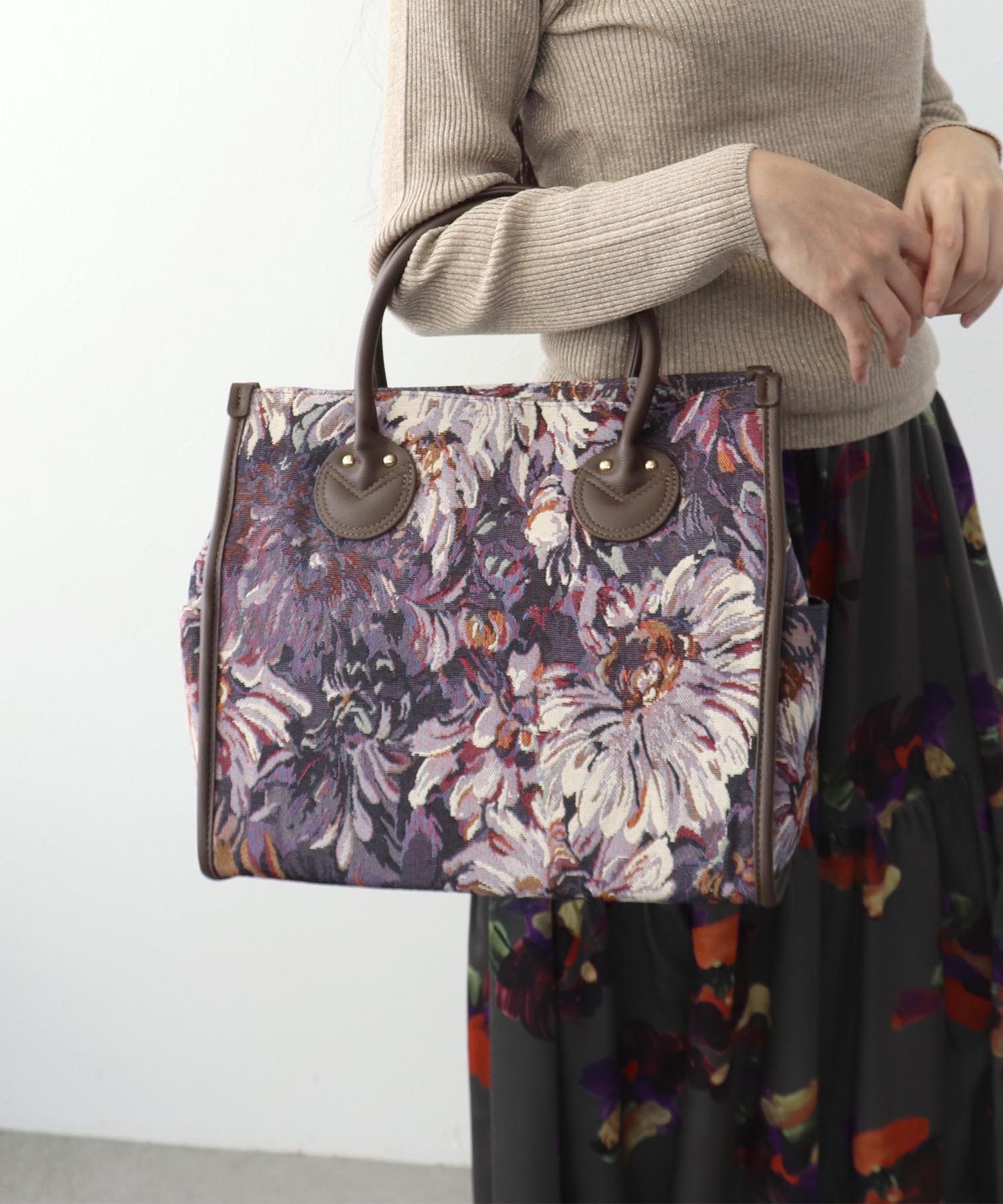 ジャガードスクエアトート