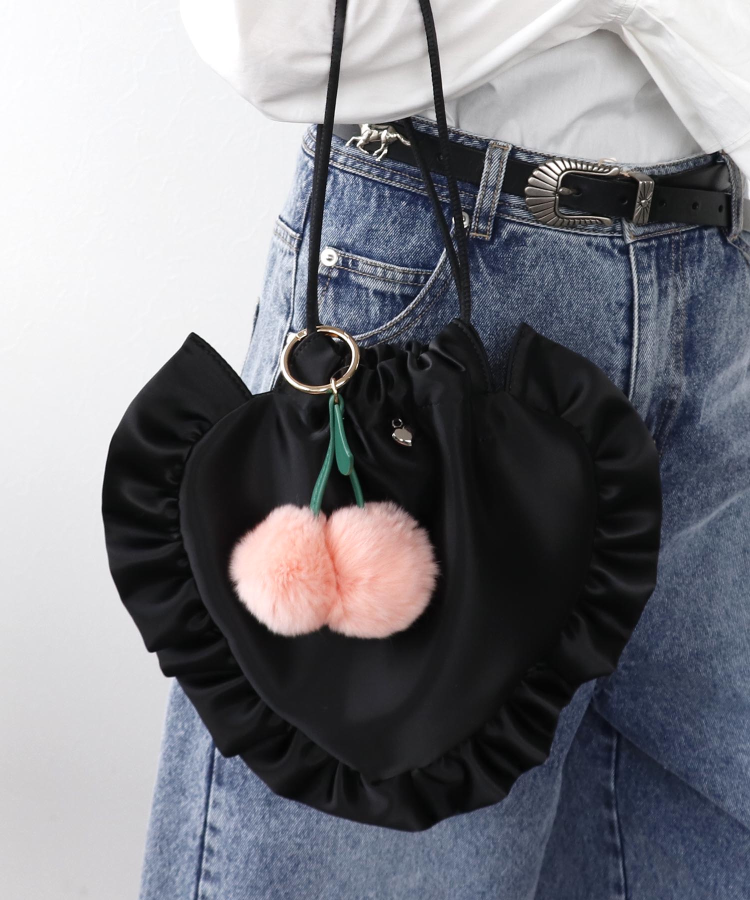 ラビットチェリーチャーム