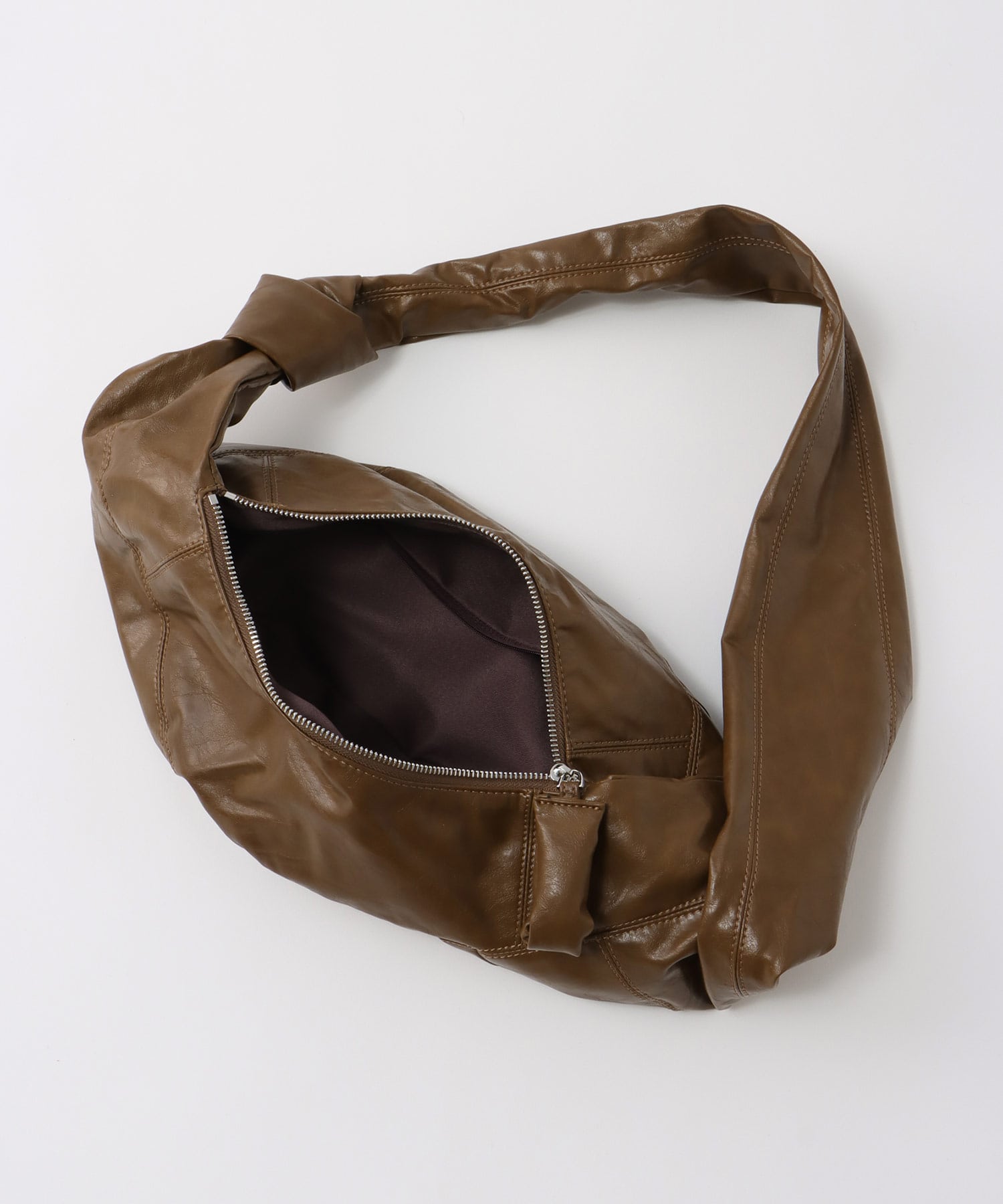 ムーン型ボディBAG