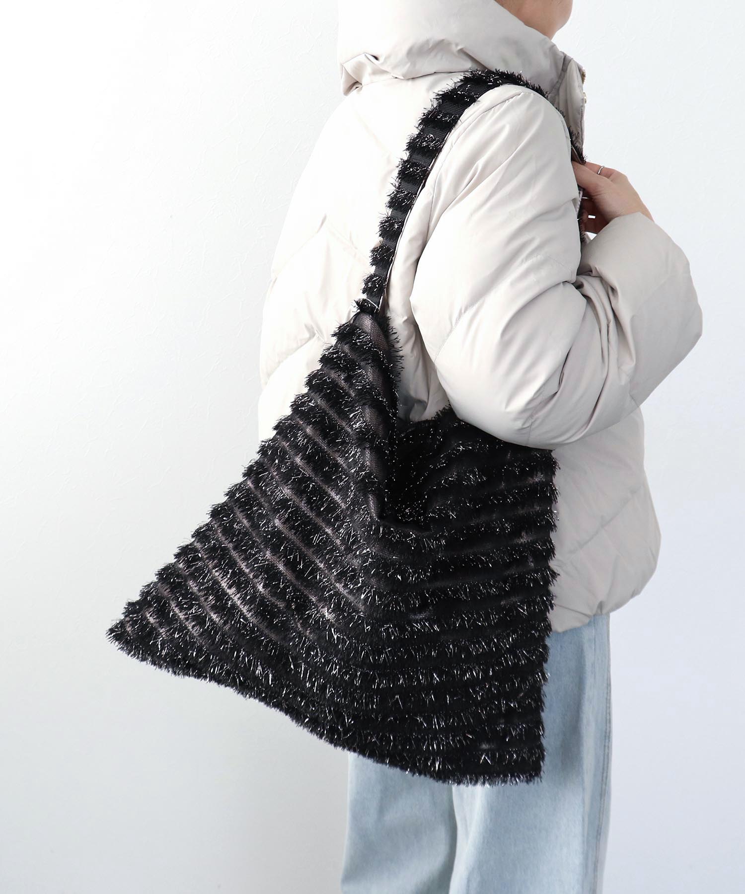 フリンジワンショルダートート