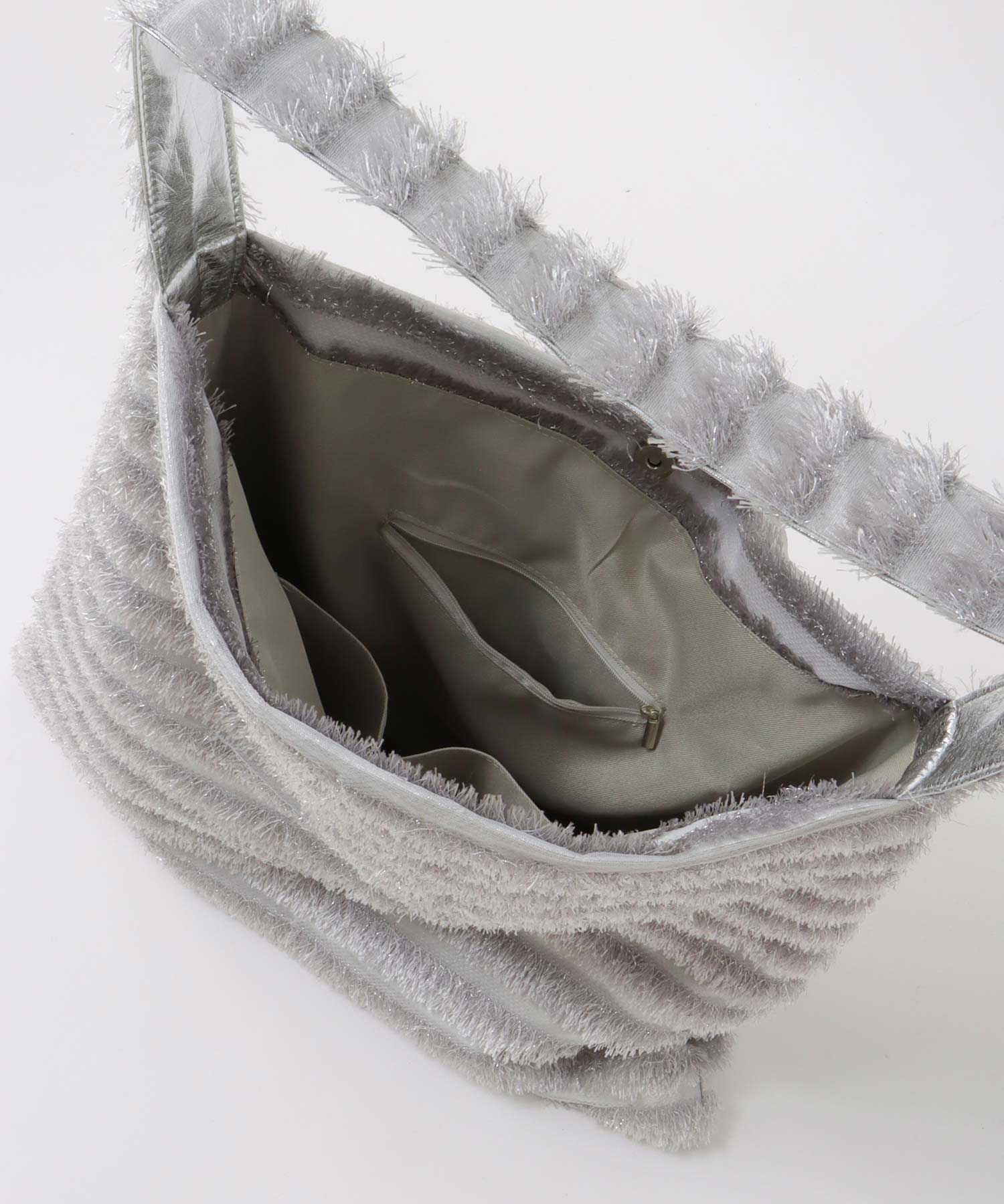 フリンジワンショルダートート