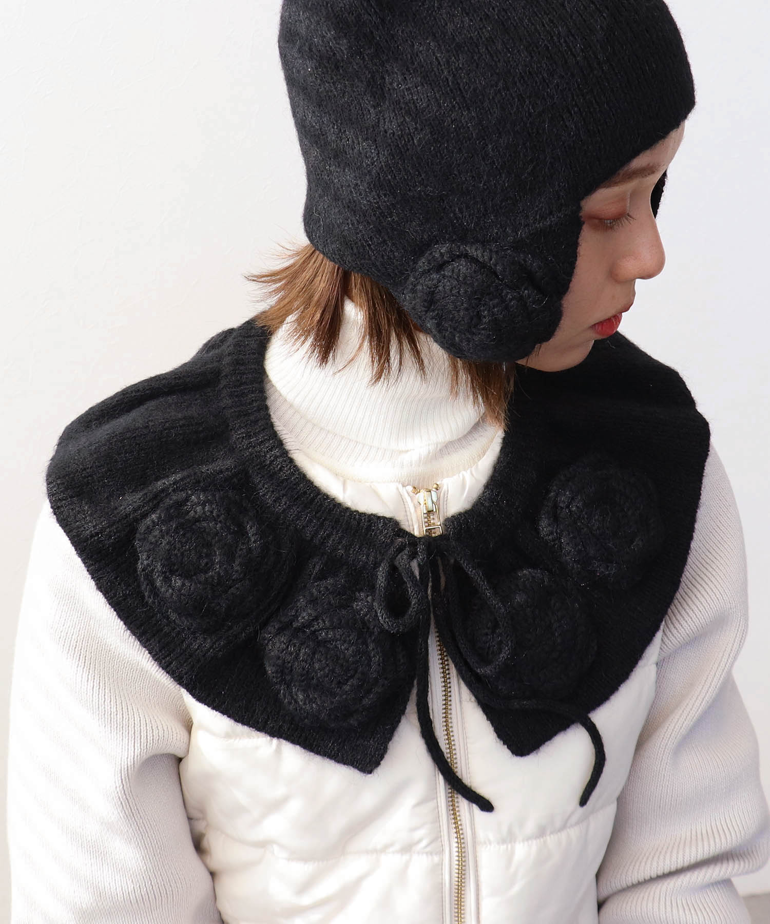 フラワーニットカラー