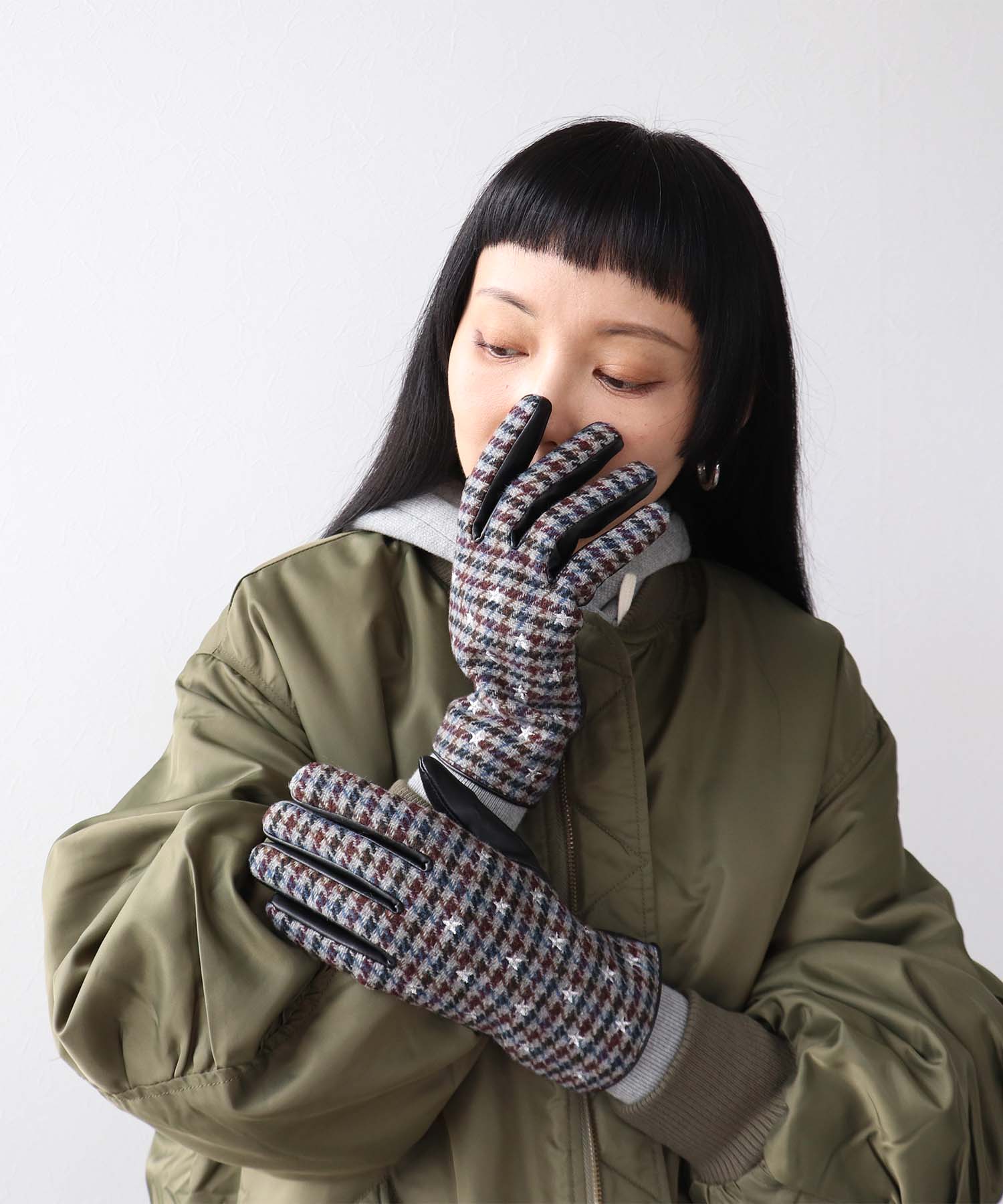 モチーフ刺繍グローブ