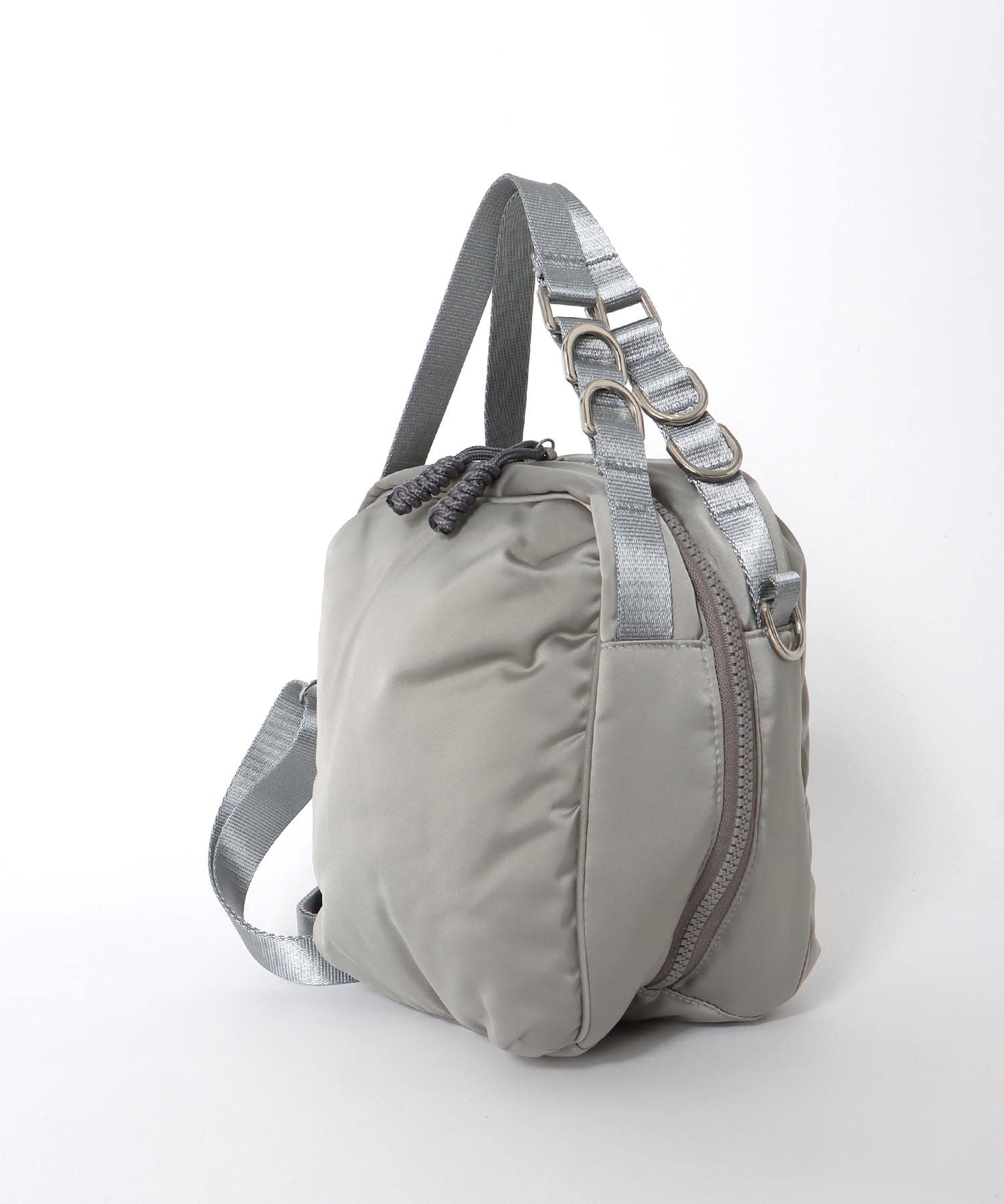 ナイロンboxy bag