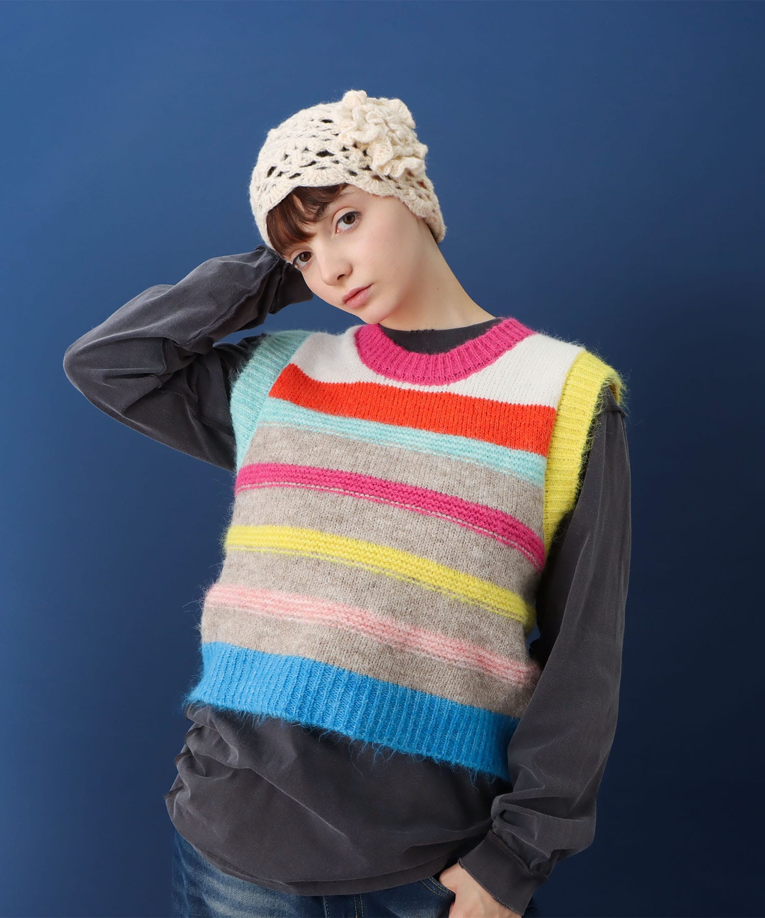 花モチーフ編みキャップ