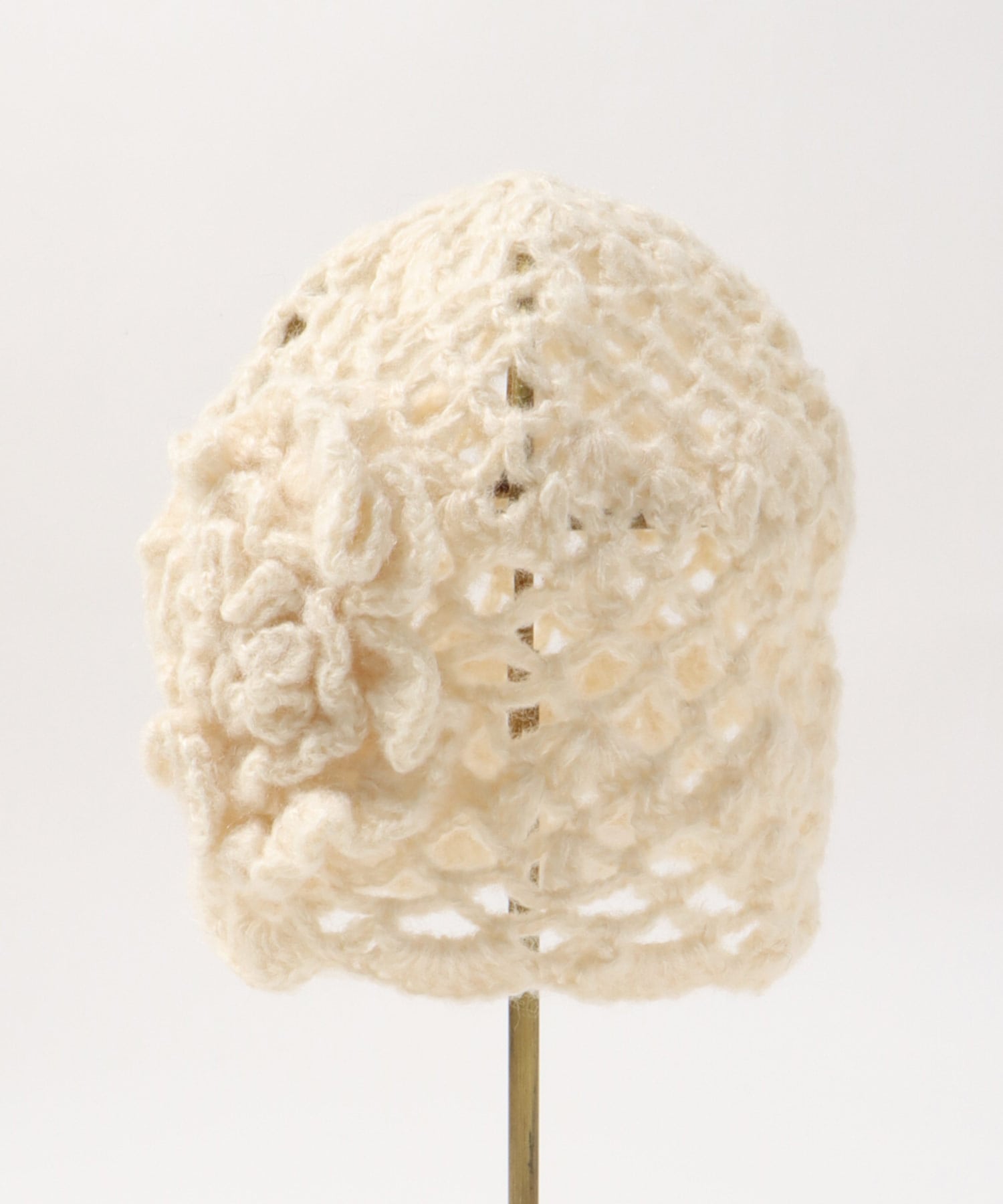 花モチーフ編みキャップ