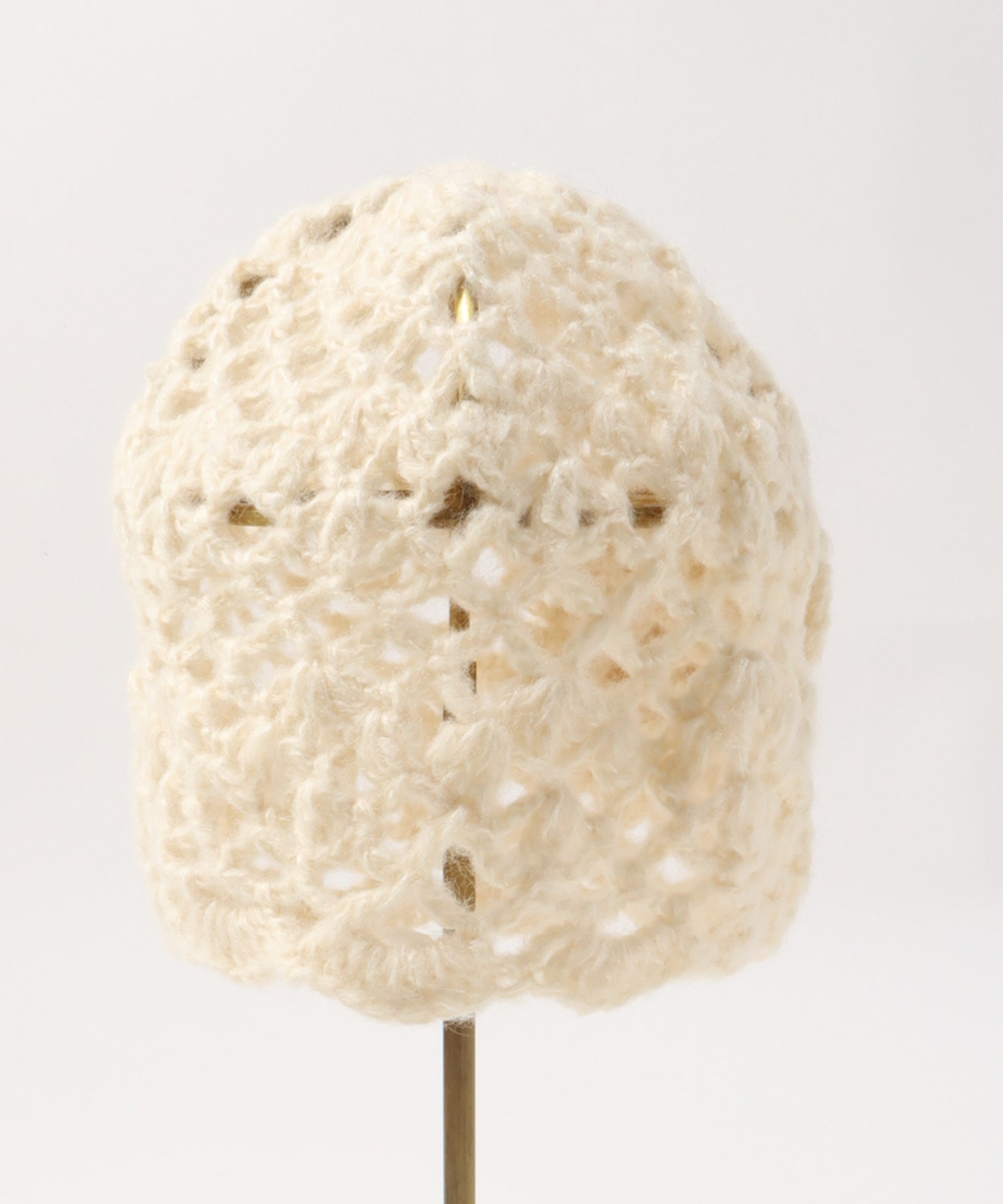 花モチーフ編みキャップ