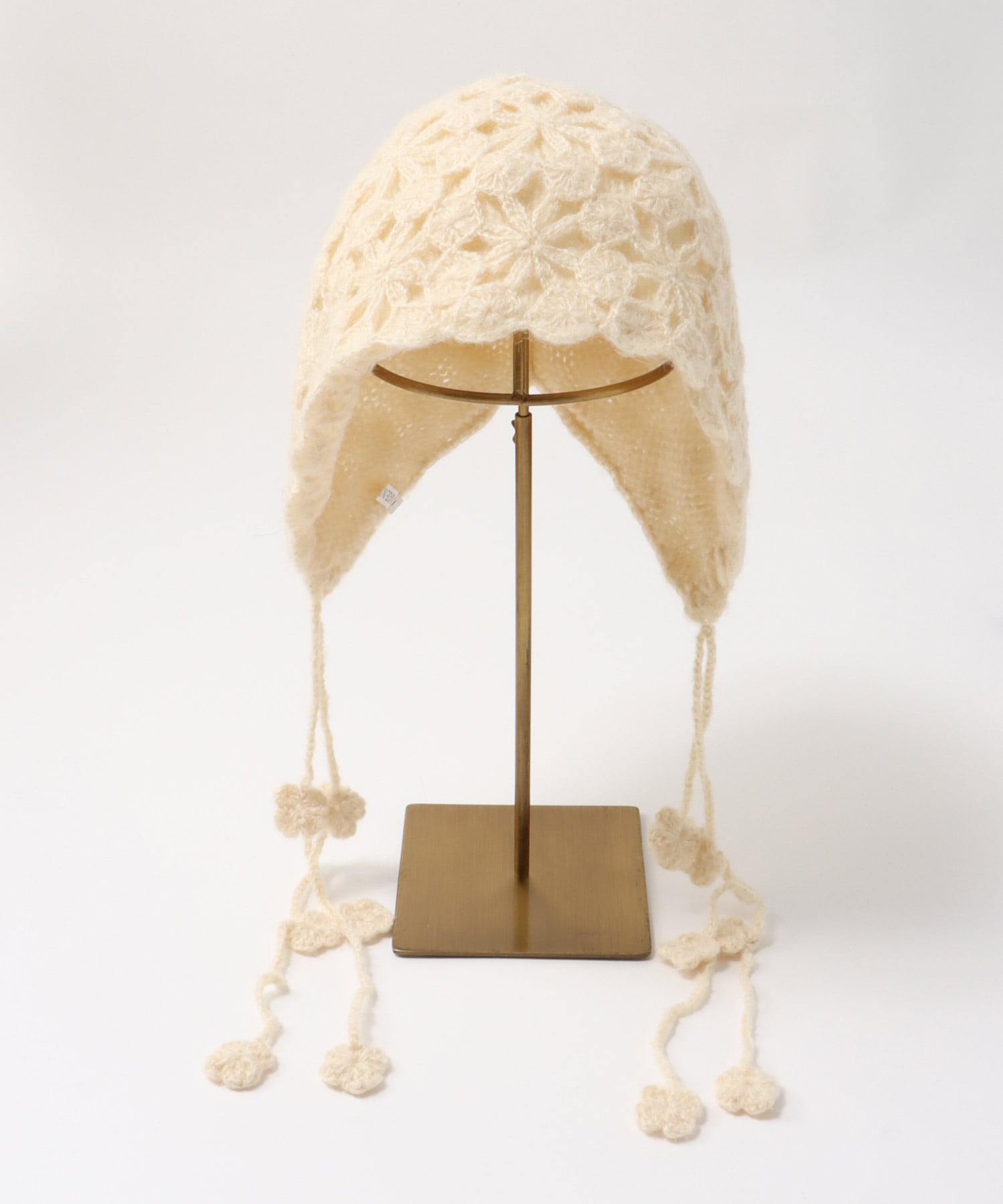 レース編みキャップ