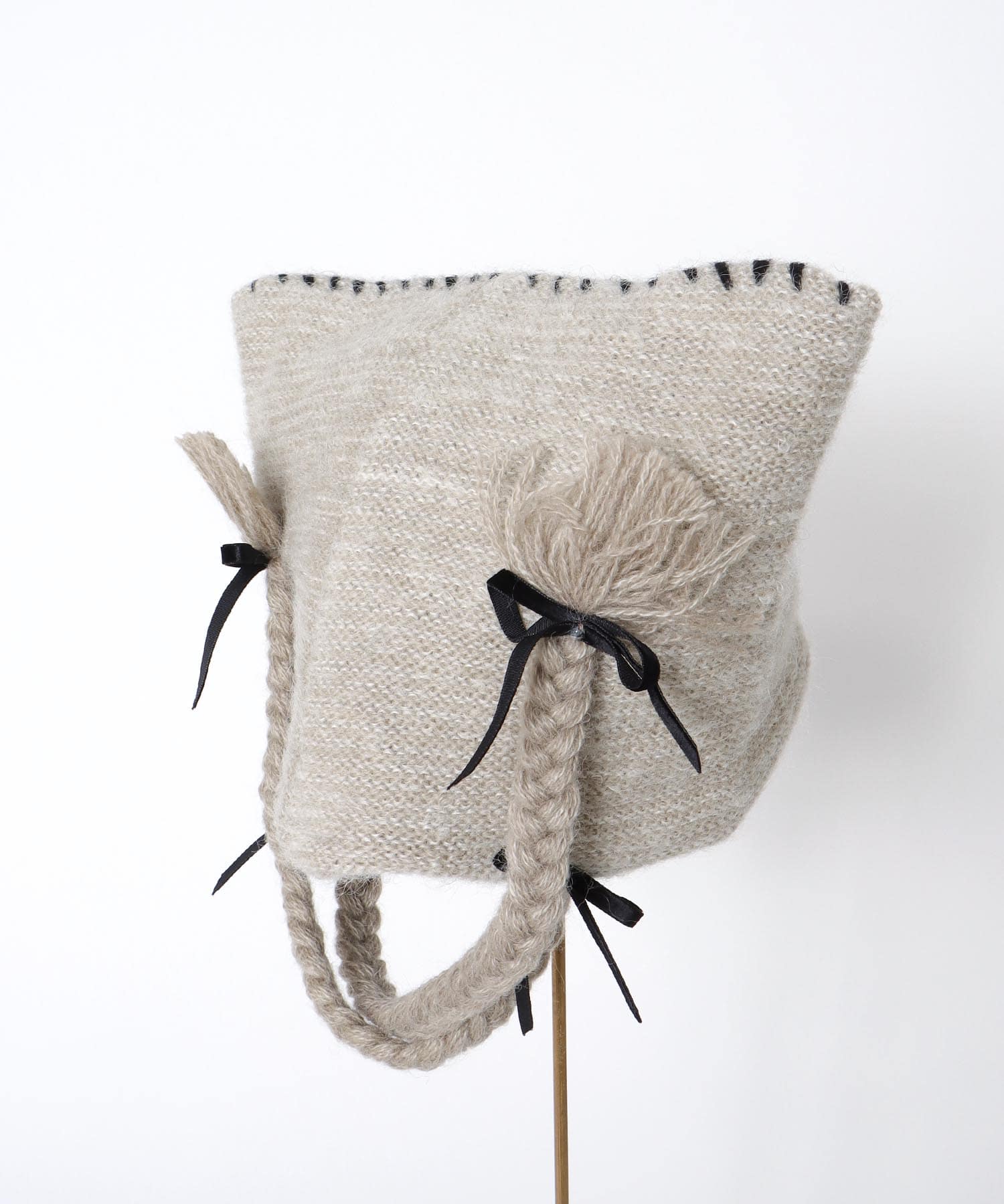 ダイアナのニット帽