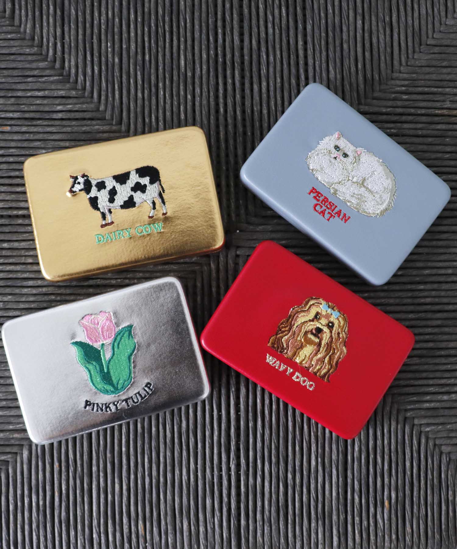 【JOliJOli】FTキャリング刺繍コンパクトケース