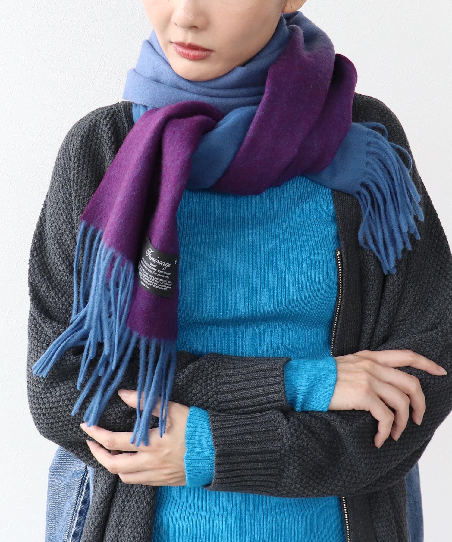 《WEB先行発売》グラデーションマフラー