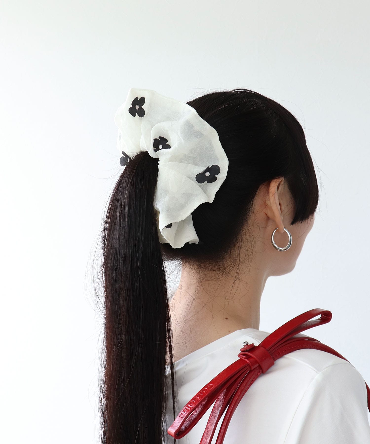 フラワーシフォンシュシュ