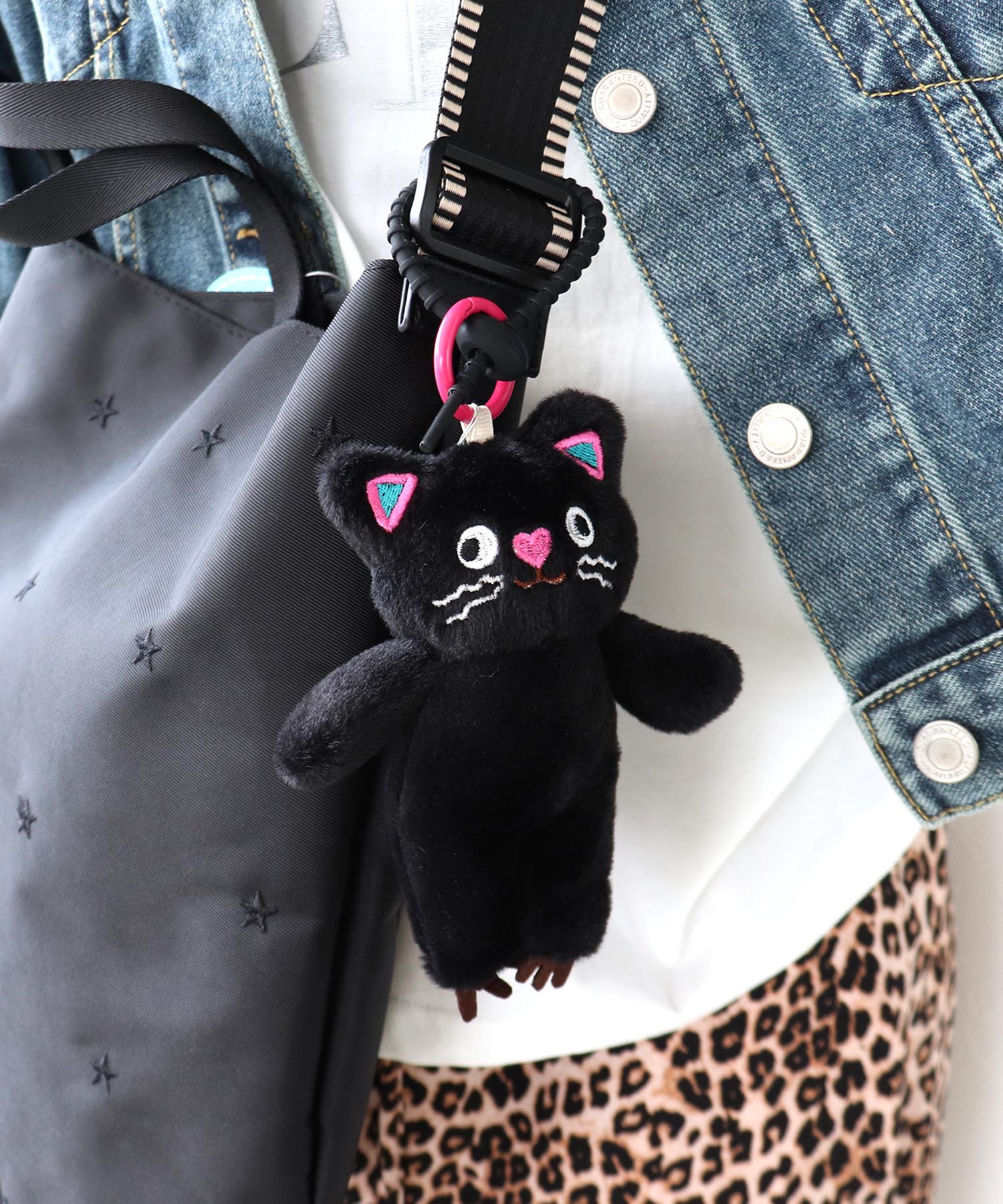 DOT CATチャーム