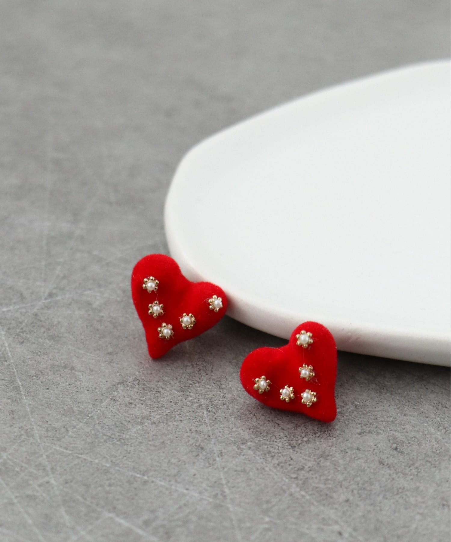 フラワー×フロッキーハートピアス