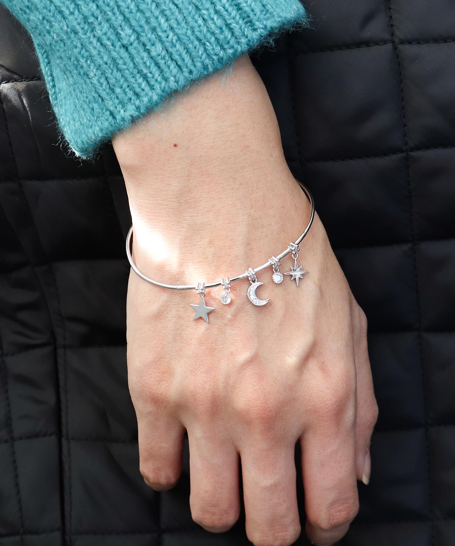 星月チャームバングル