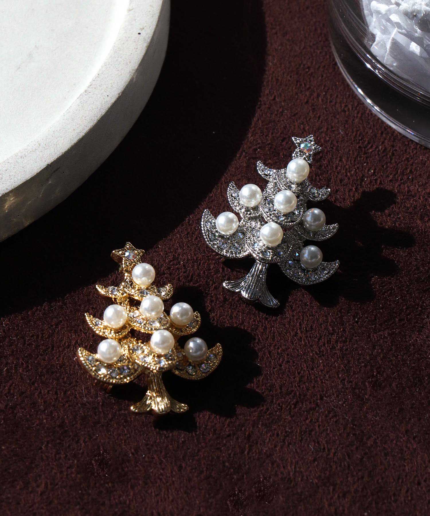 パールクリスマスツリーブローチ