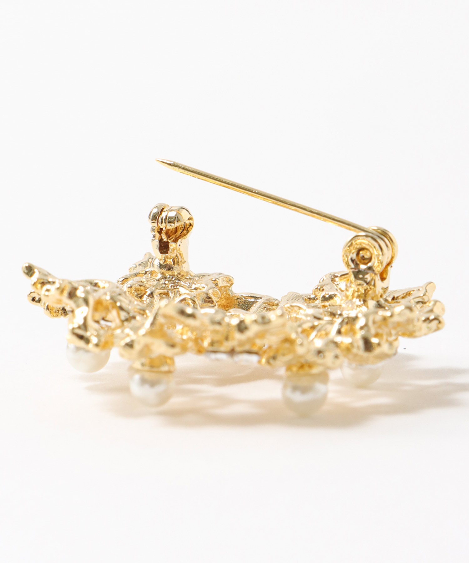 パールリースブローチ