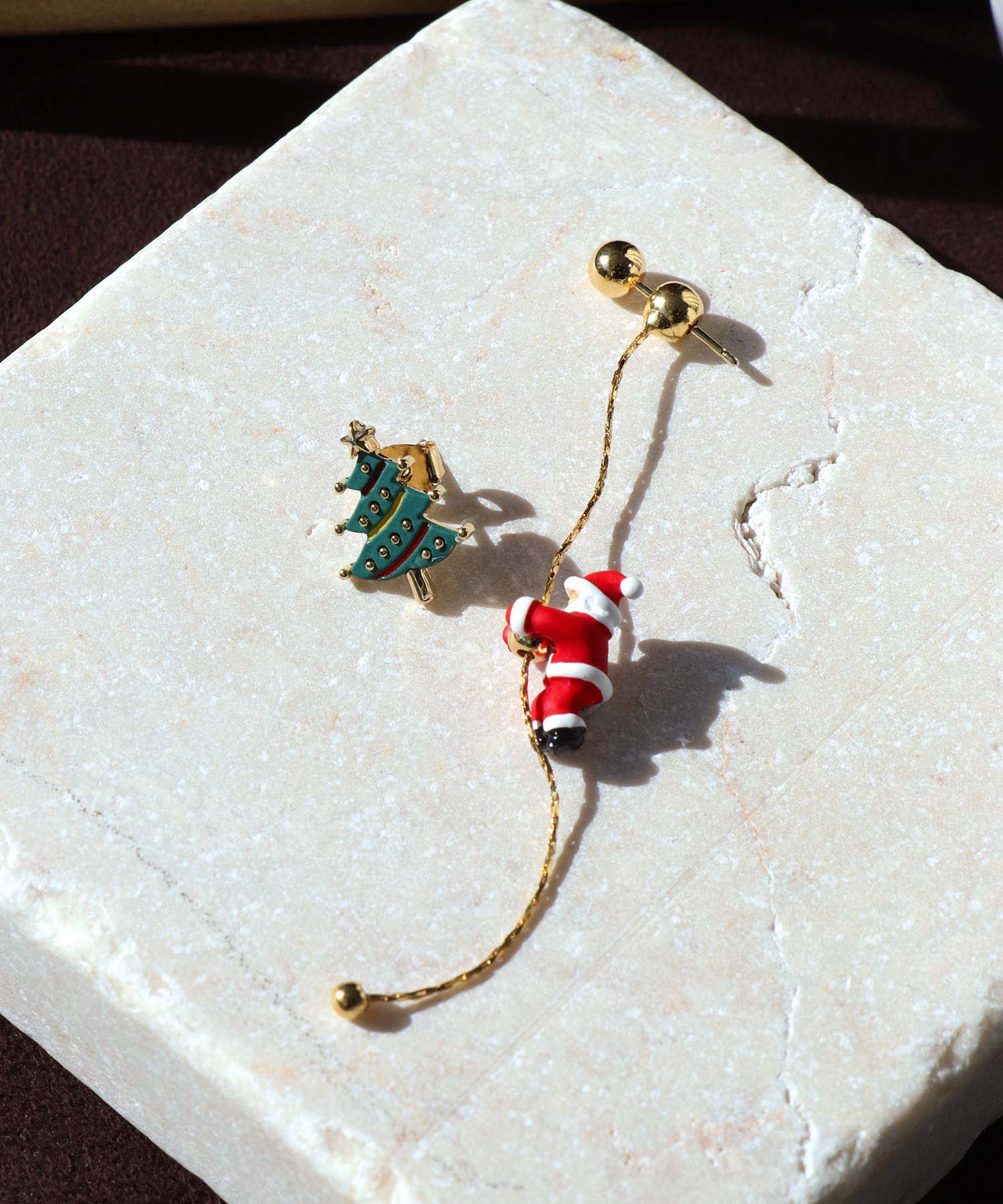 サンタクロース×ツリーアシメピアス