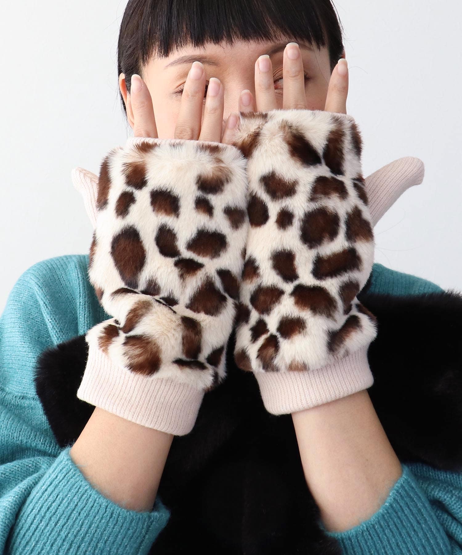 ヒョウ柄指無しグローブ
