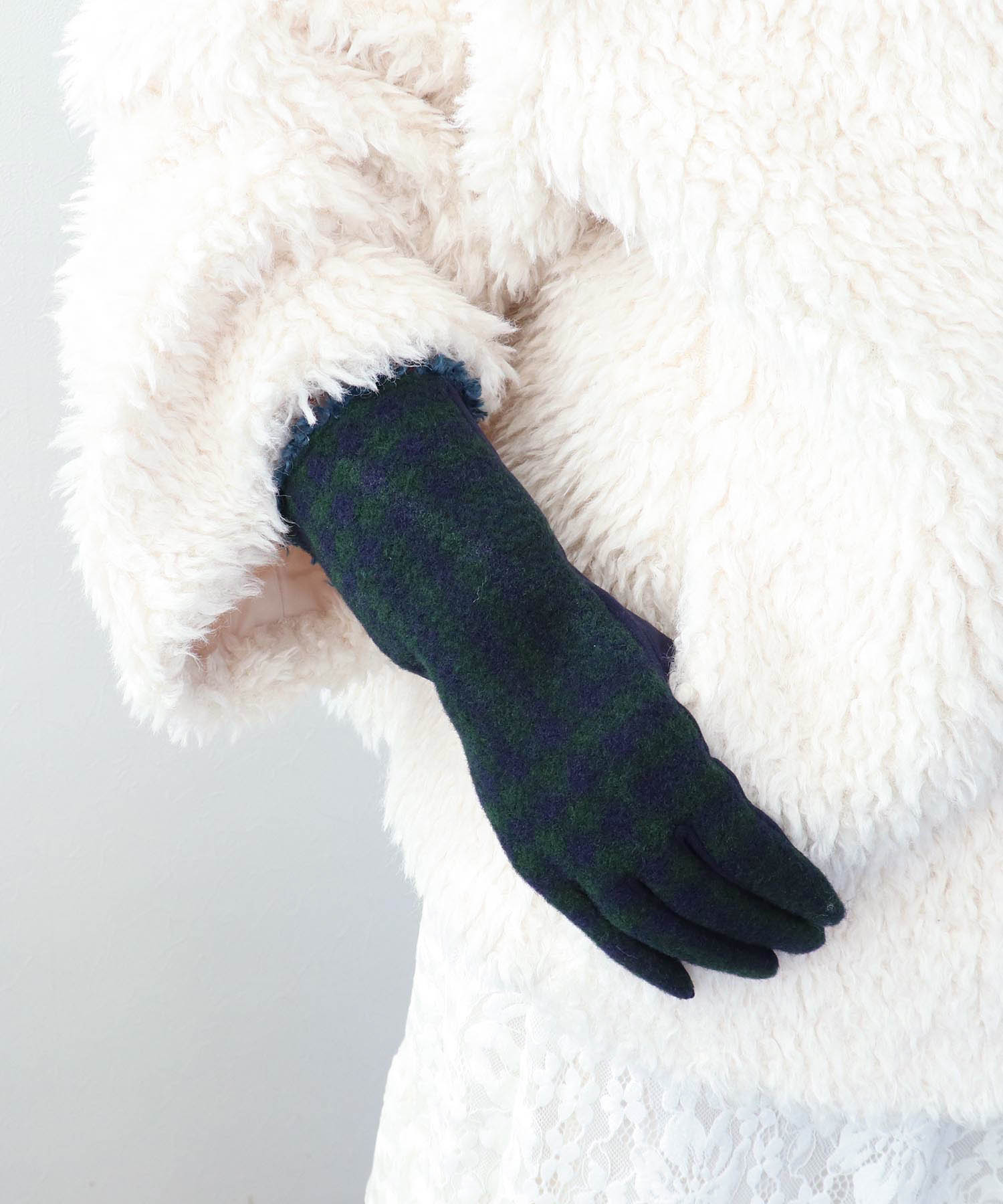 チェックボアグローブ