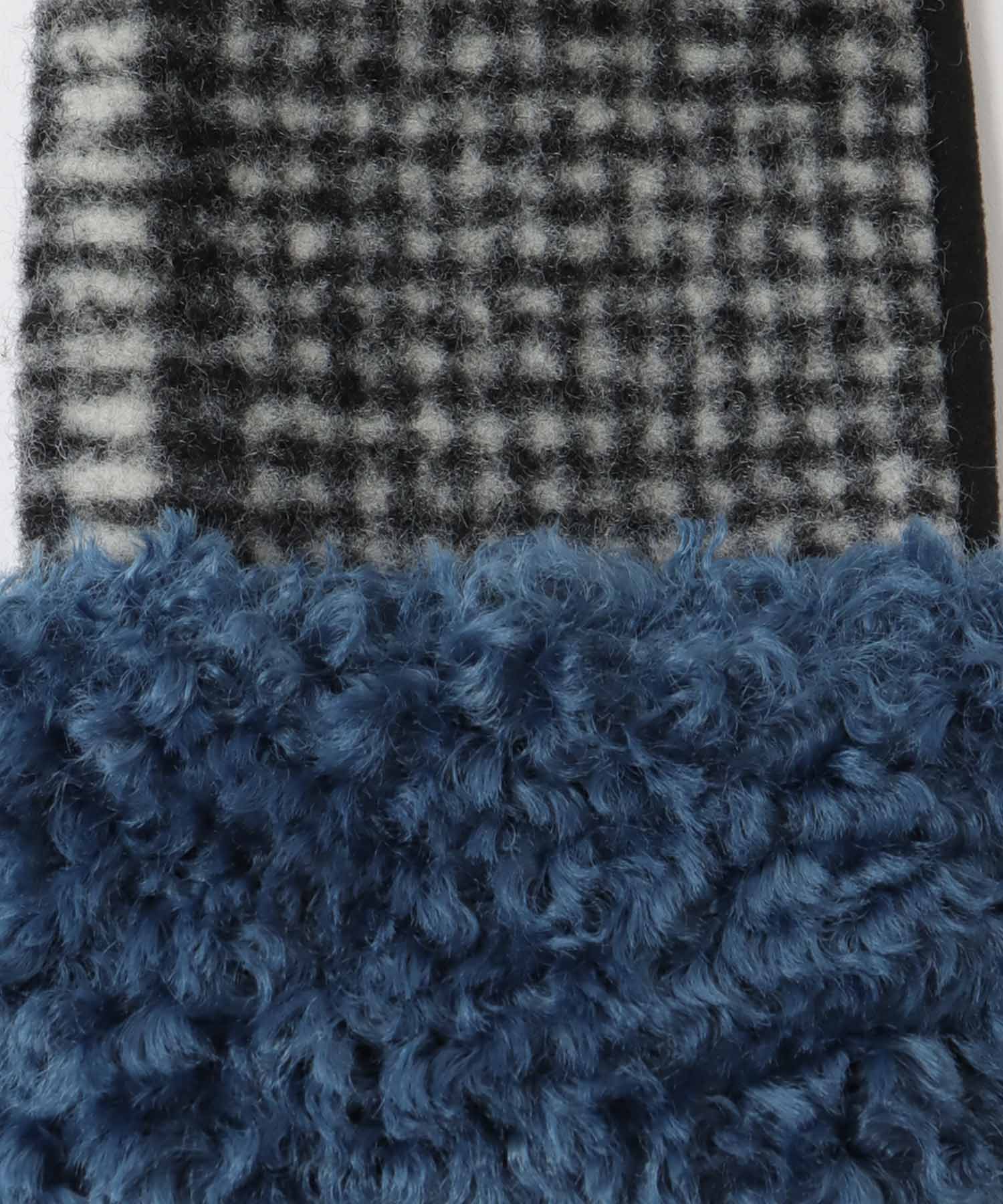 チェックボアグローブ