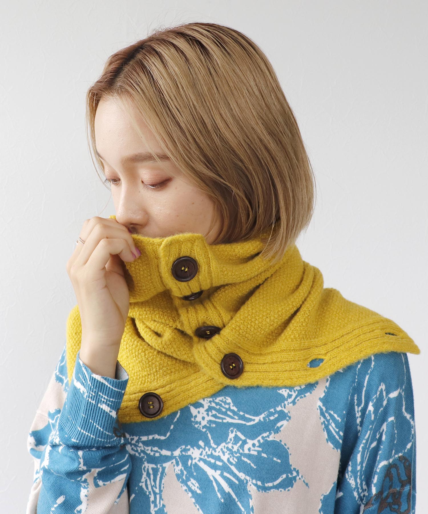 フワフワカノコニット釦付キスヌード