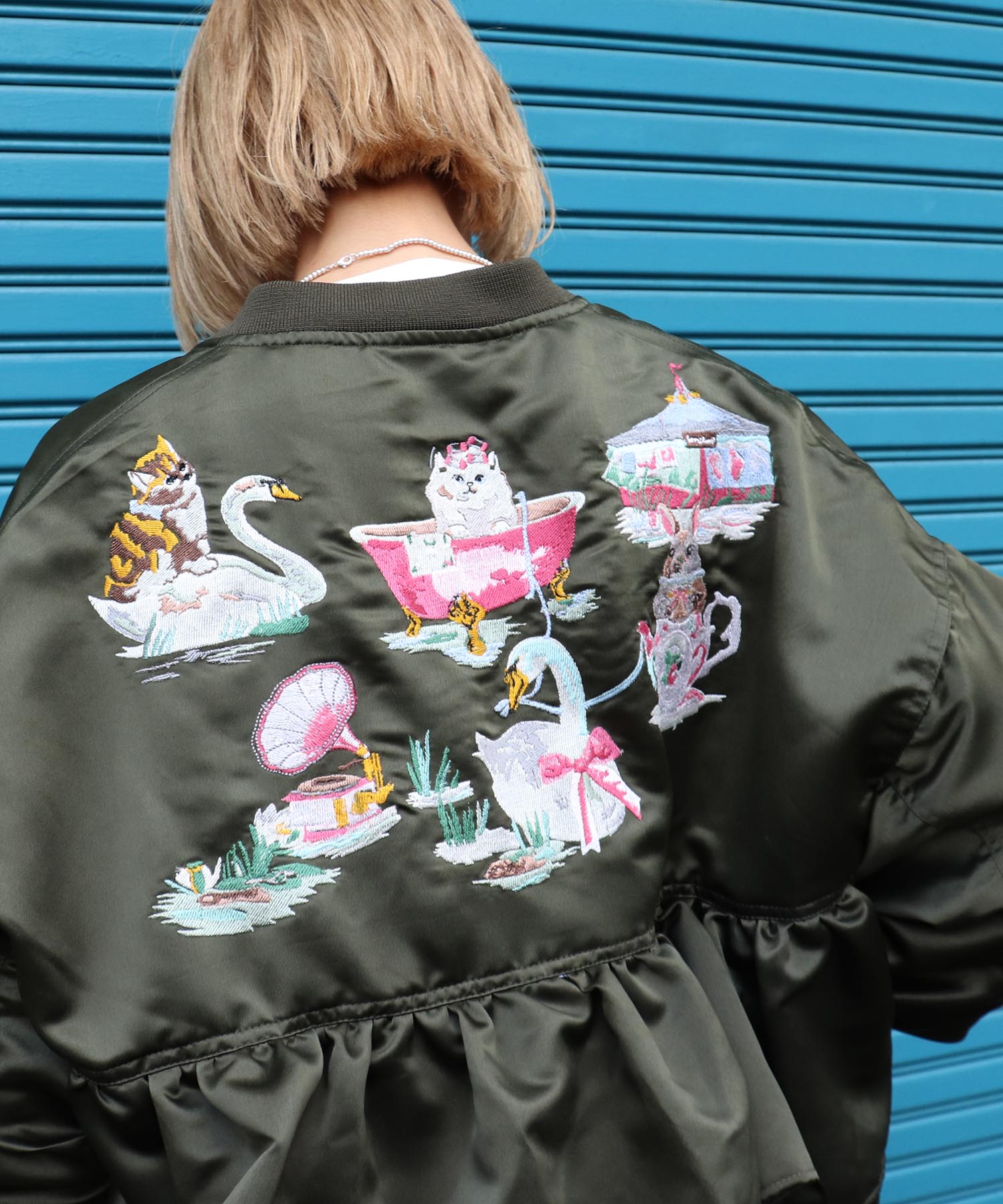 ＜一部店舗・WEB限定＞【tamaoworld】Embroidery jacket Swan