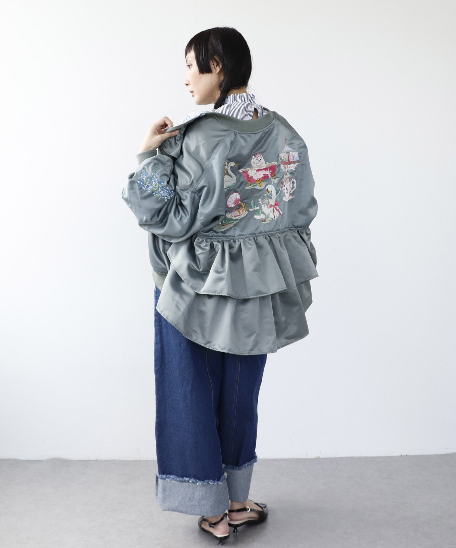 ＜一部店舗・WEB限定＞【tamaoworld】Embroidery jacket Swan