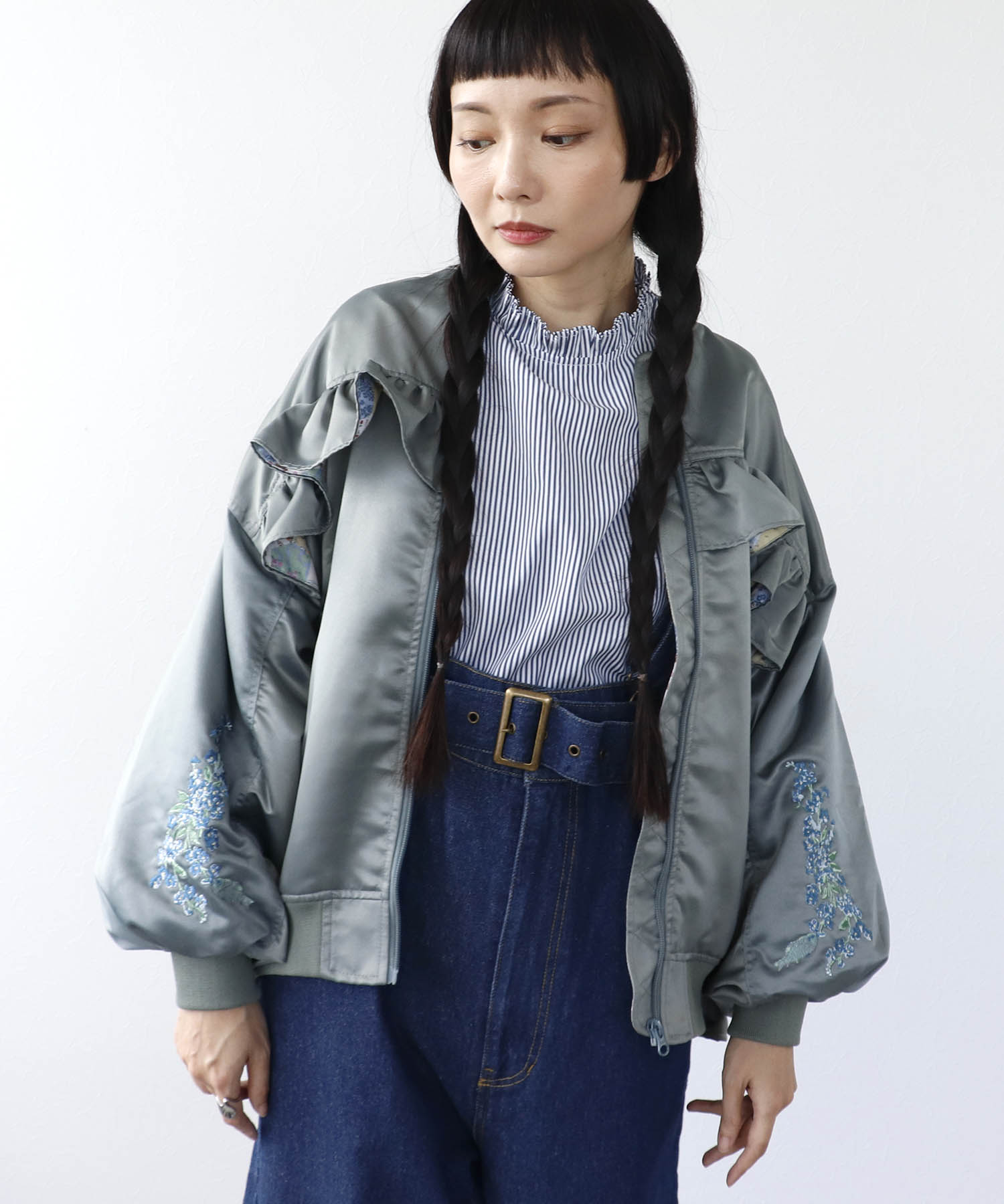 ＜一部店舗・WEB限定＞【tamaoworld】Embroidery jacket Swan