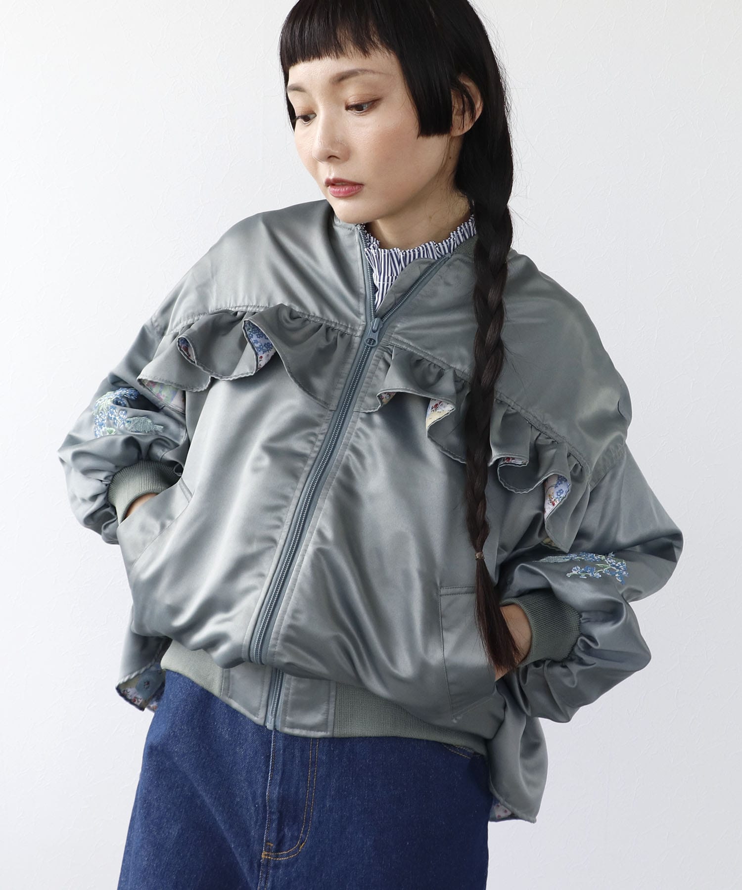 ＜一部店舗・WEB限定＞【tamaoworld】Embroidery jacket Swan