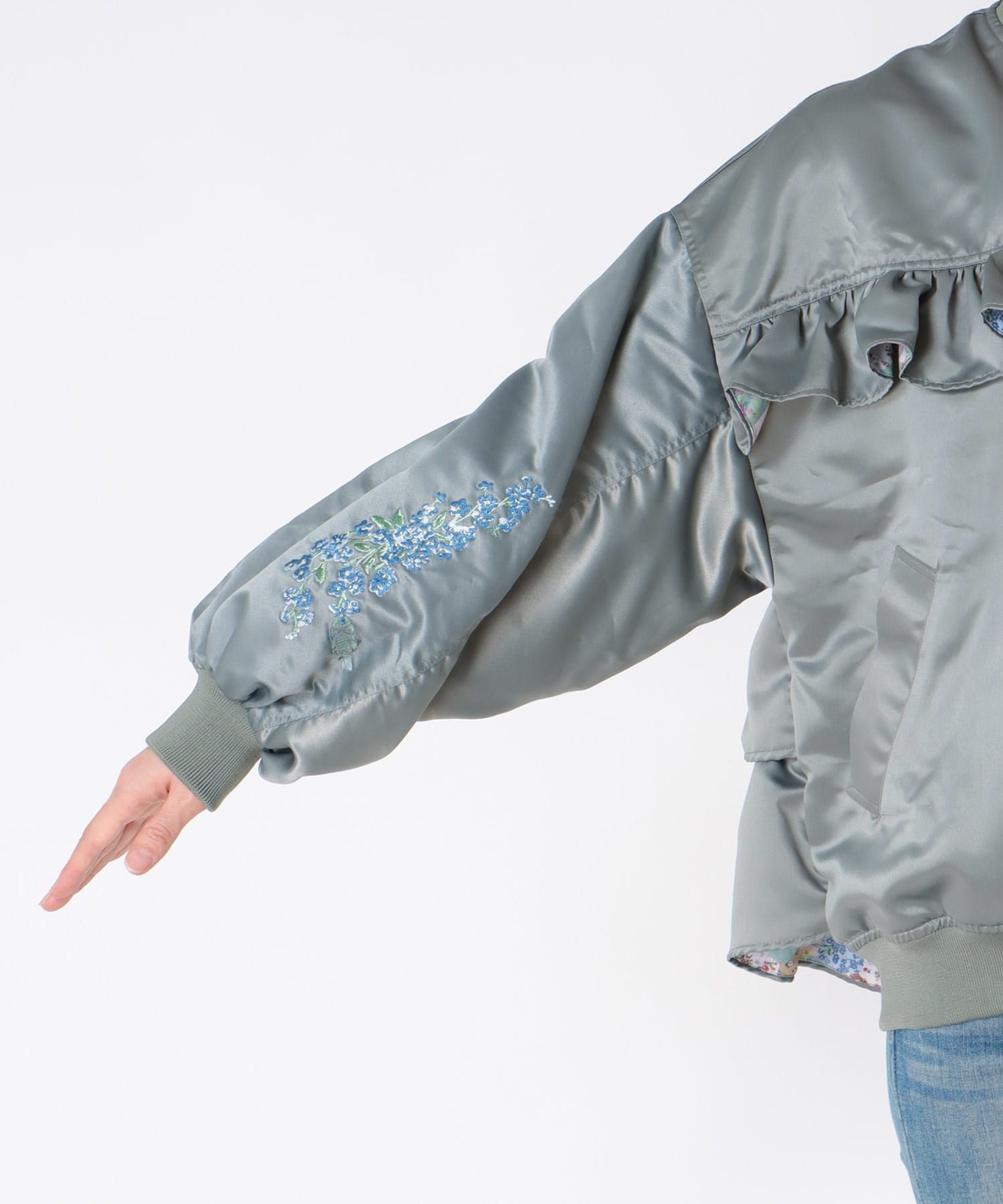 ＜一部店舗・WEB限定＞【tamaoworld】Embroidery jacket Swan