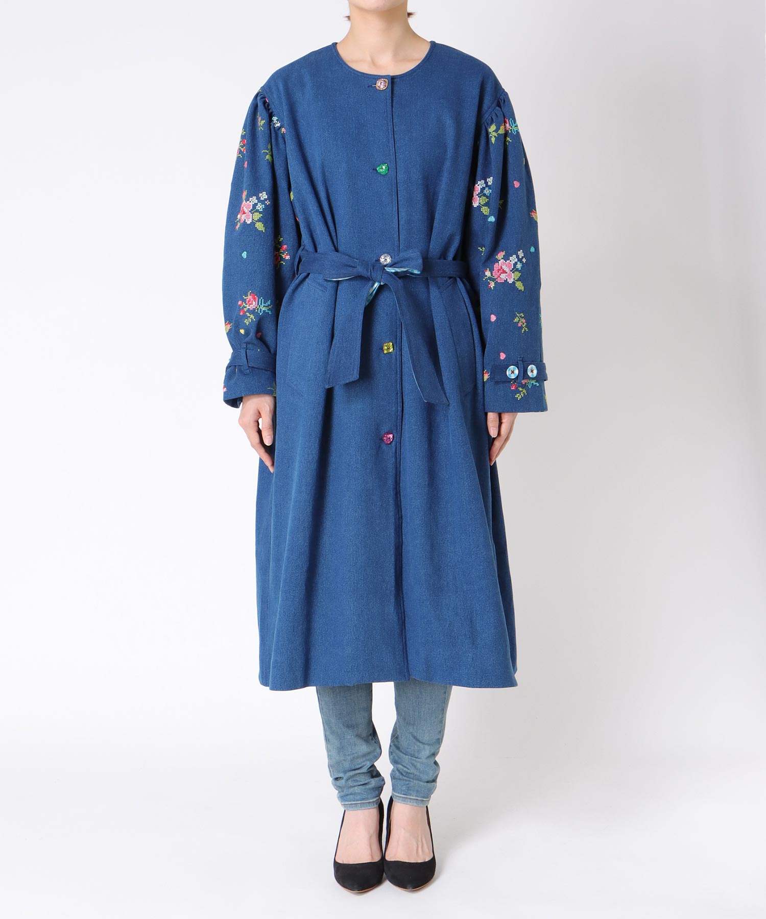 《 8/9(土)10:00～予約受付開始 》＜一部店舗・WEB限定＞【tamaoworld】Collarless embroidered coat