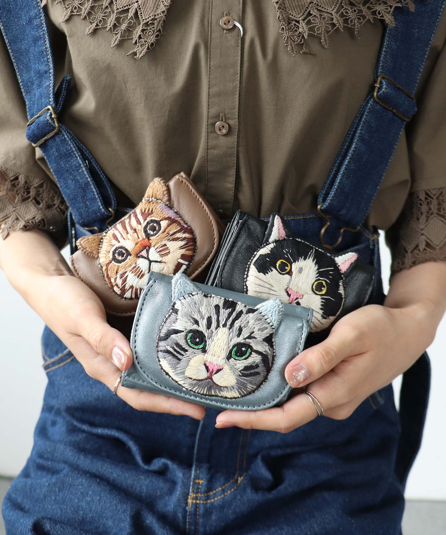 ＜一部店舗・WEB限定＞【tamaoworld】Leather mini catwallet