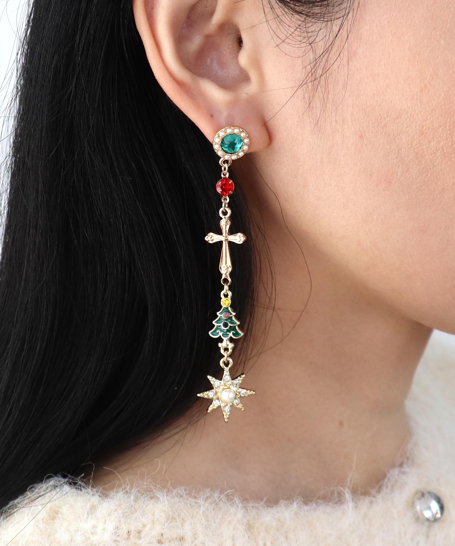 Christmasチャームピアス