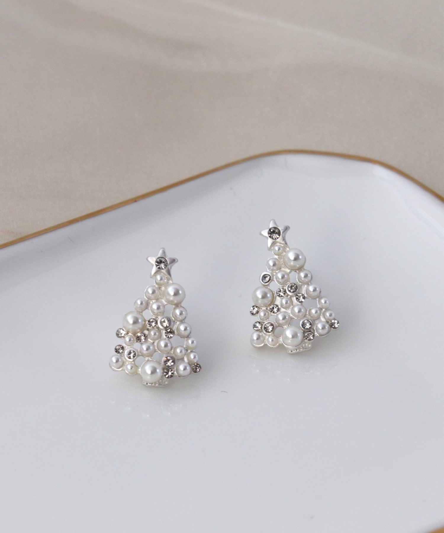 パールクリスマスツリーピアス
