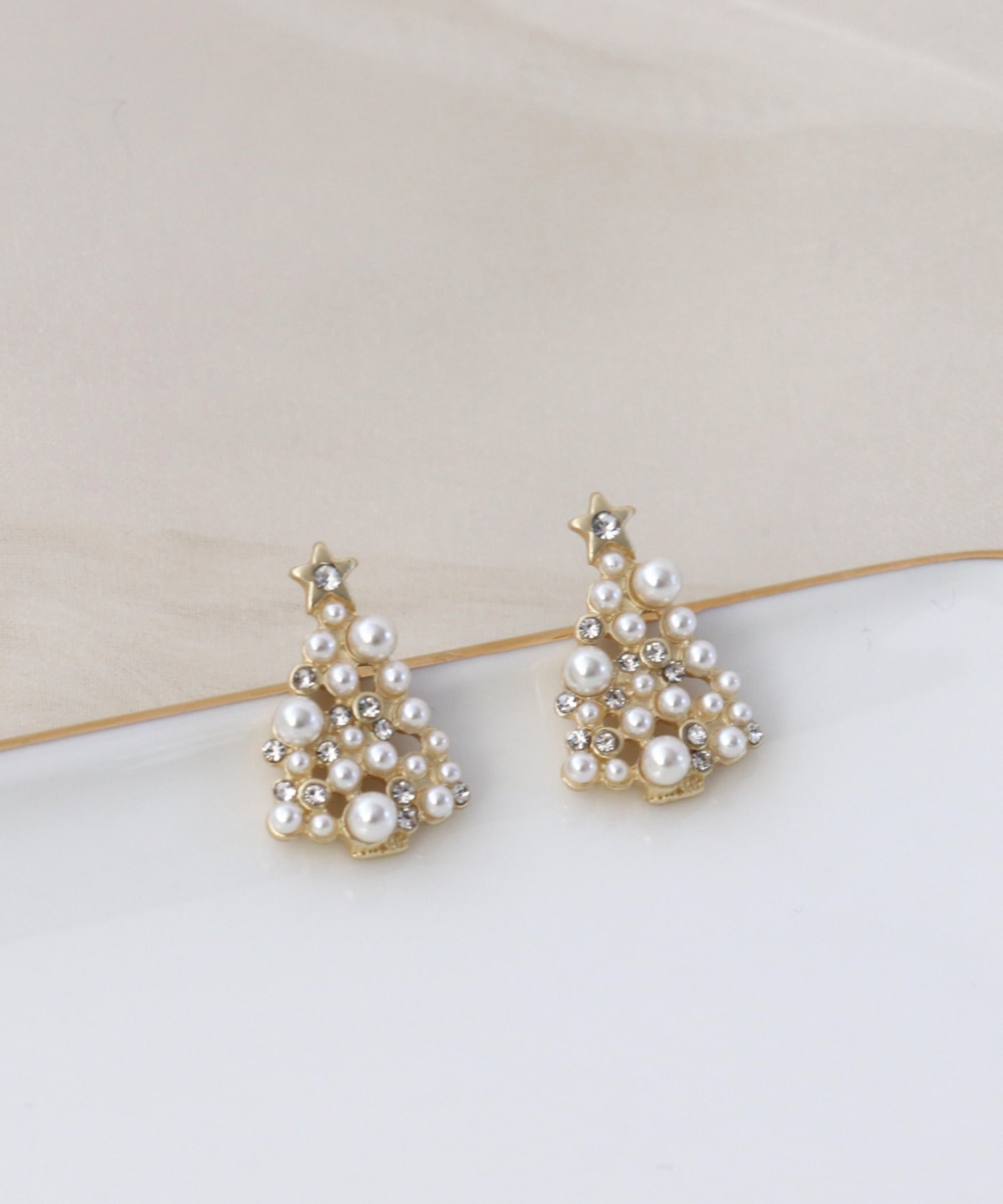 パールクリスマスツリーピアス