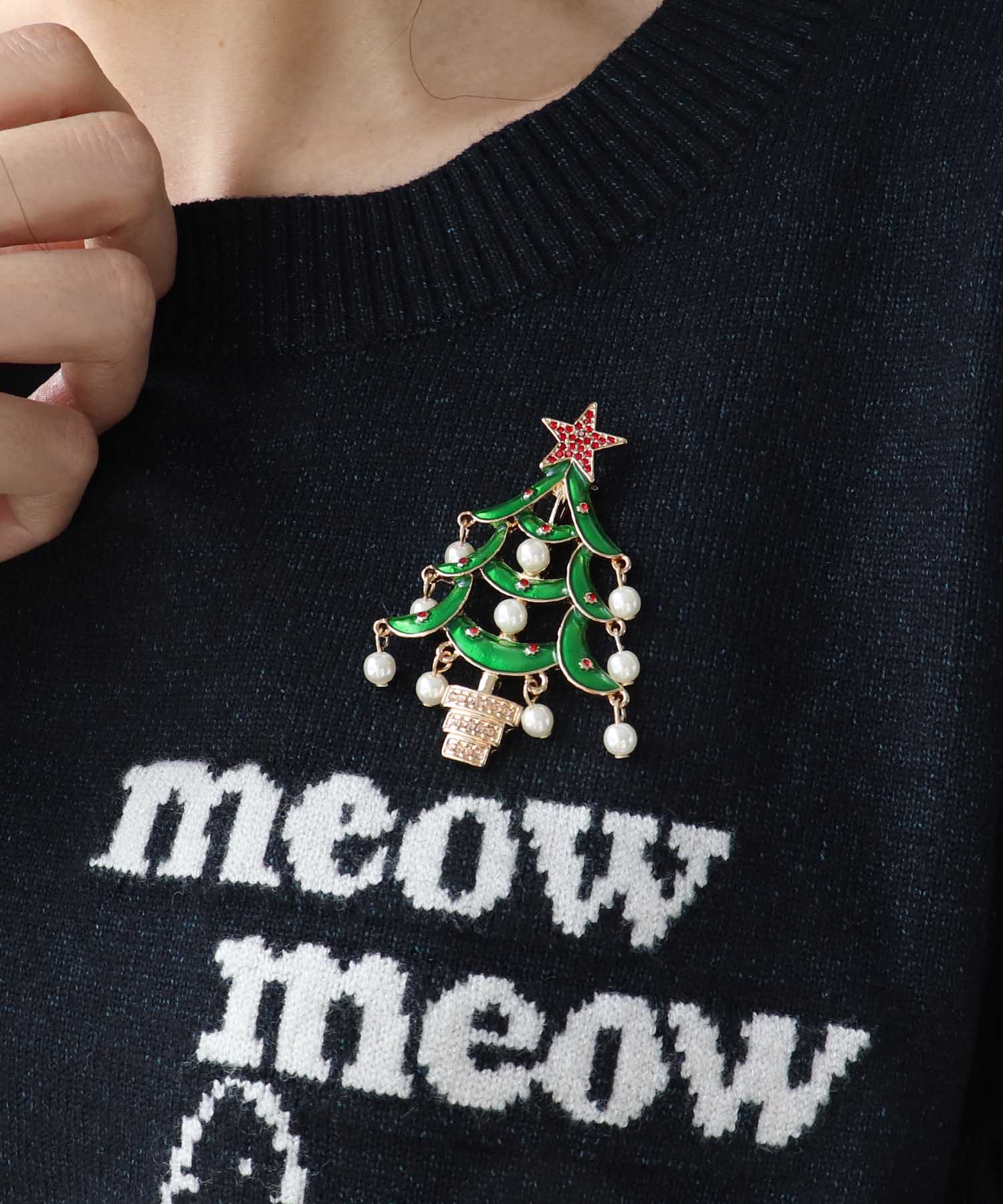 パールチャームクリスマスツリーブローチ