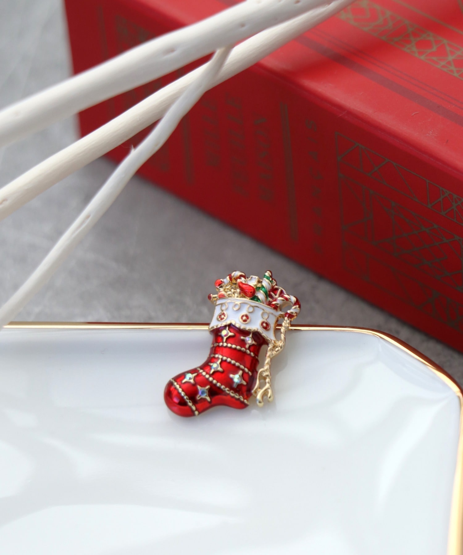 Christmas bootsタックピン