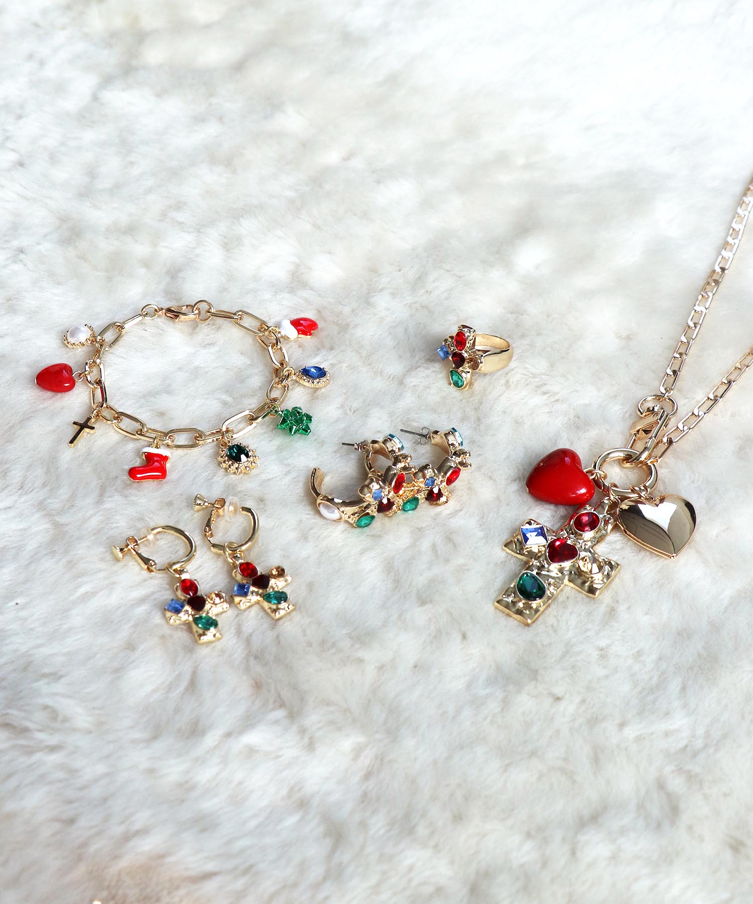 マルチストーンクロスピアス