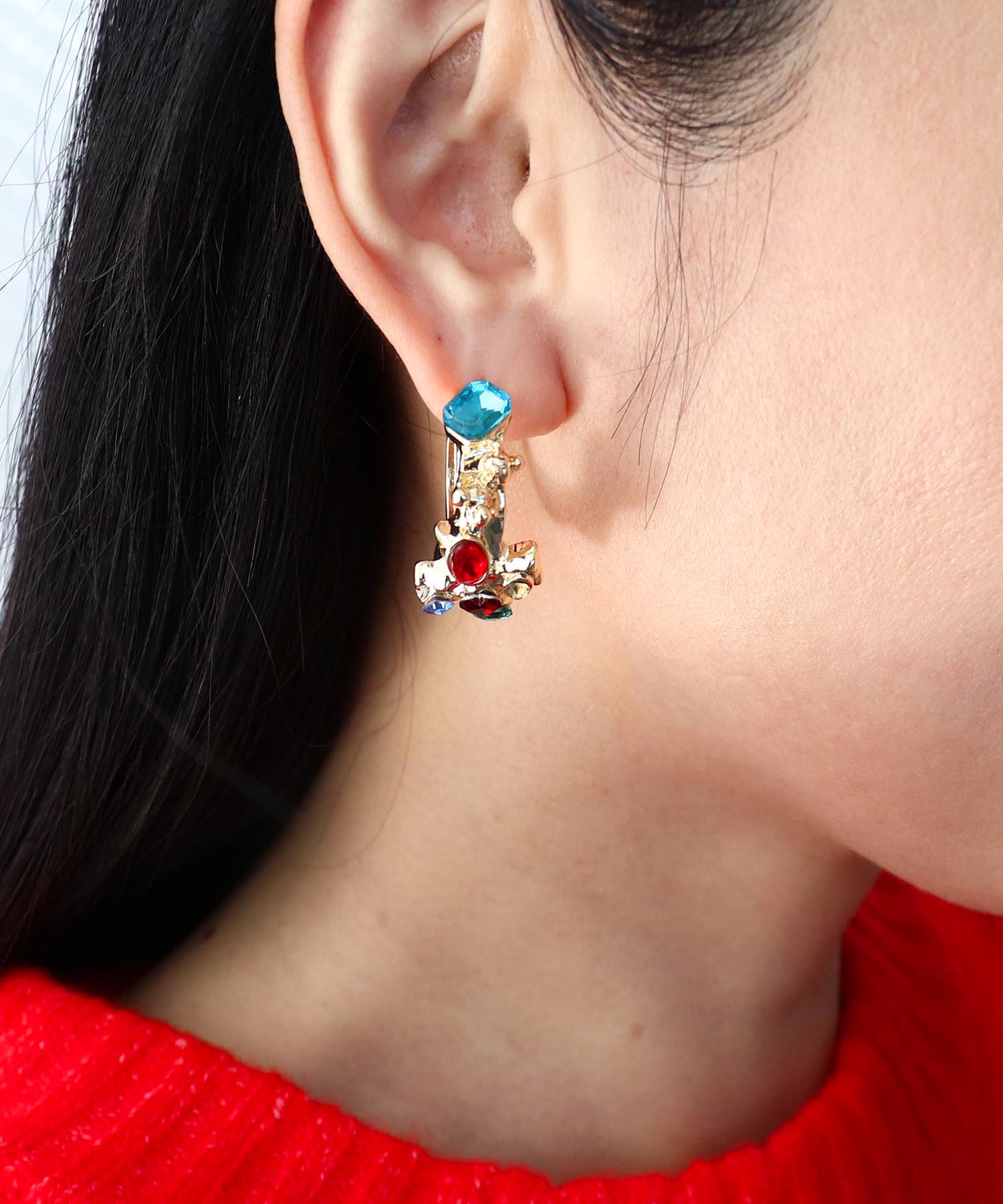 マルチストーンクロスピアス