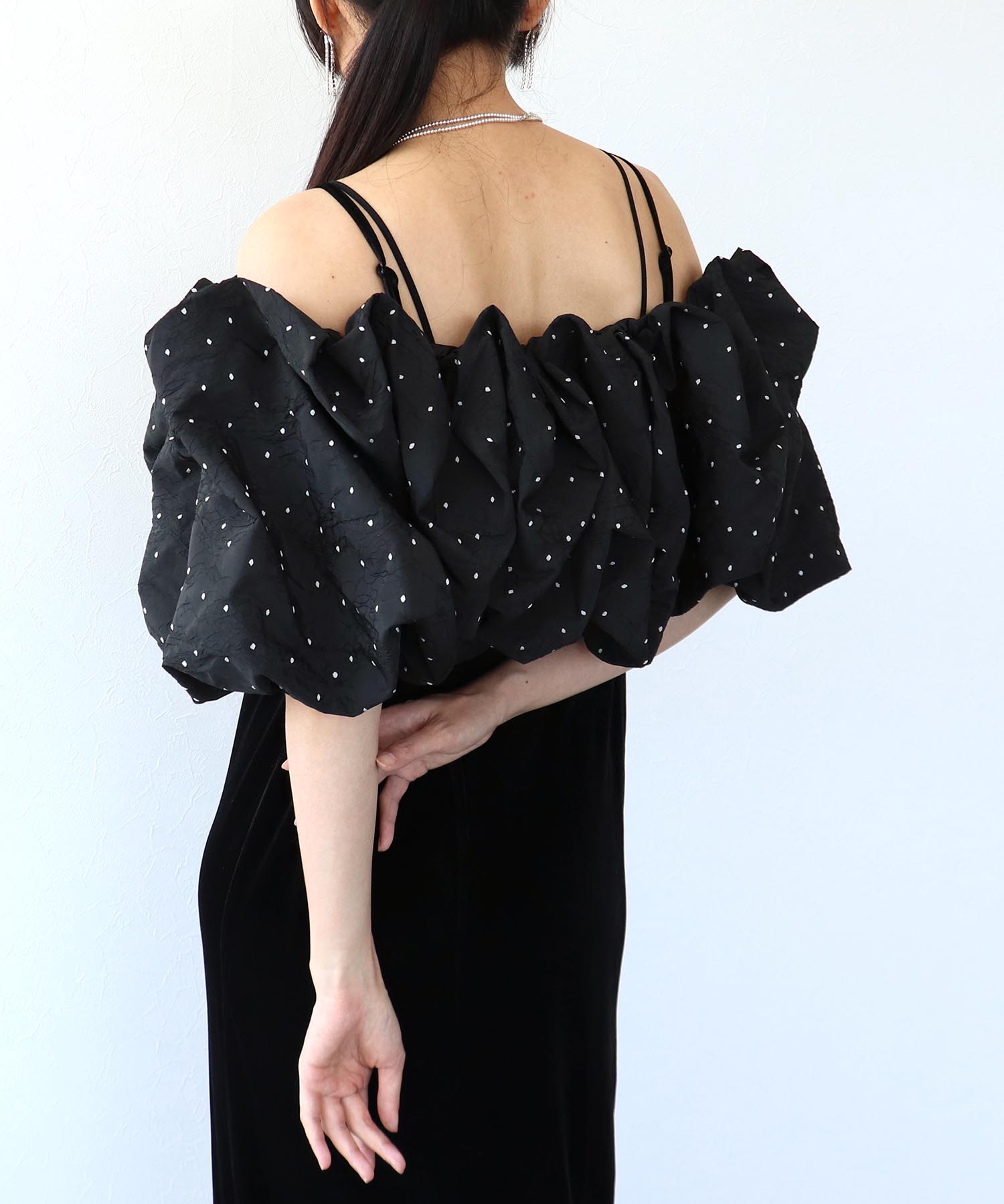 cloud-like baloon tops