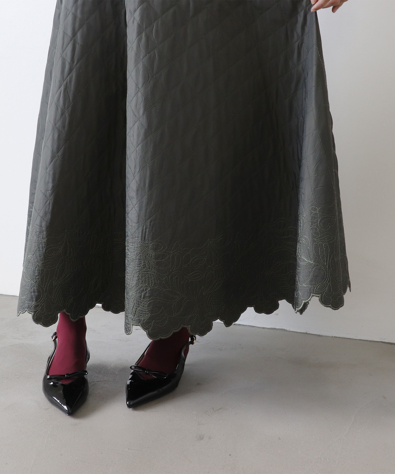 キルティング刺繍スカート