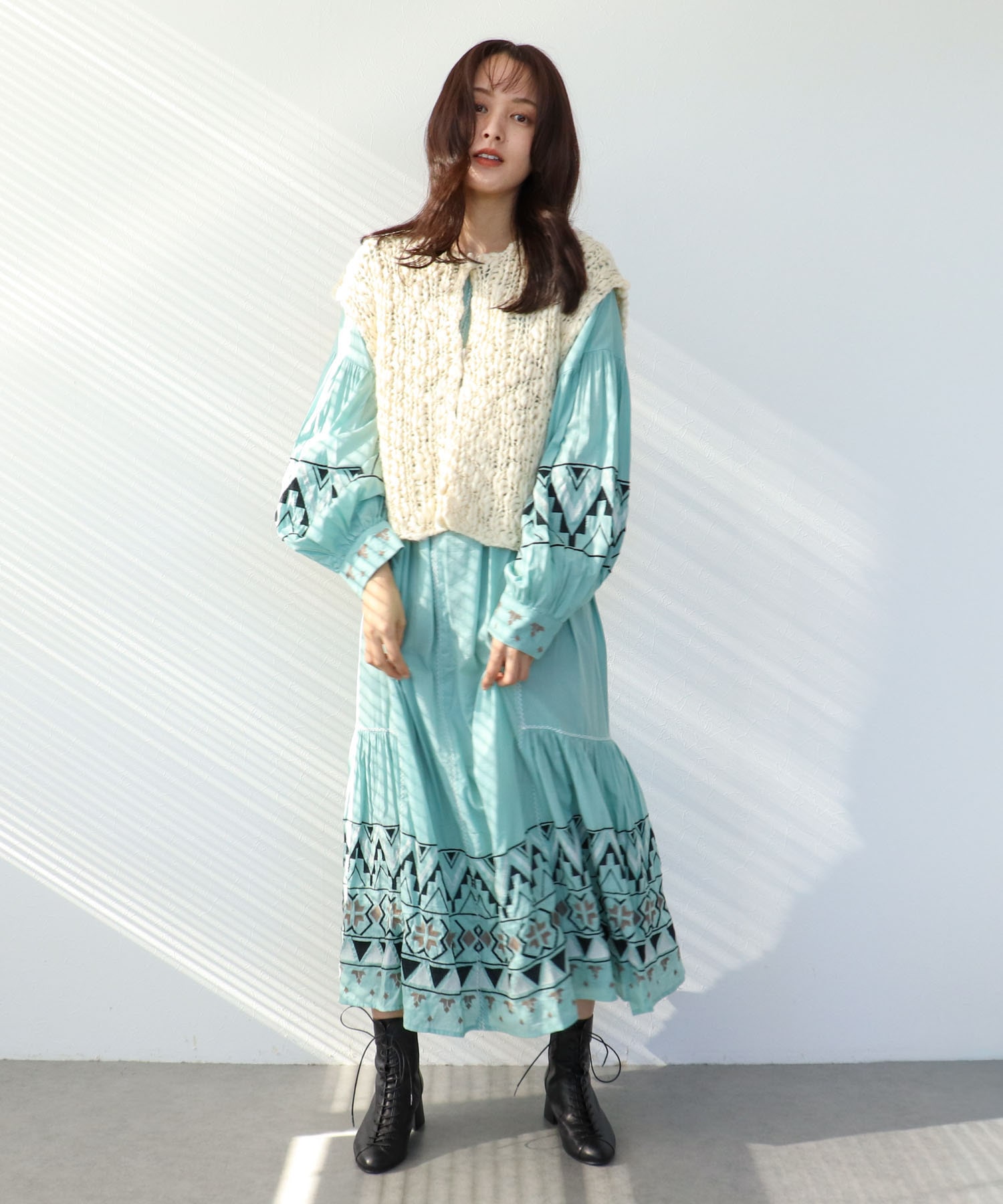 ハンドニットベスト