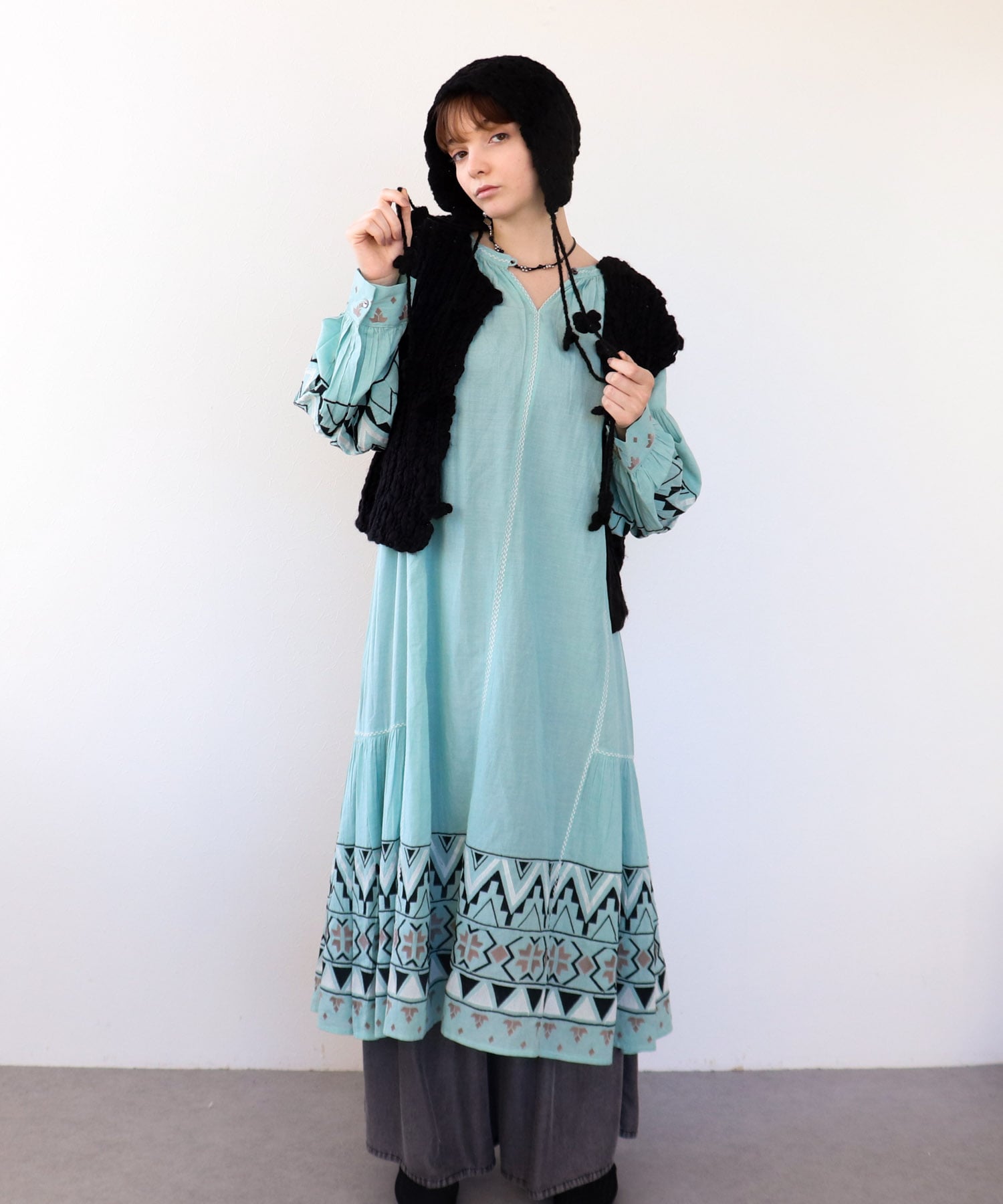 《WEB先行発売》ハンドニットベスト