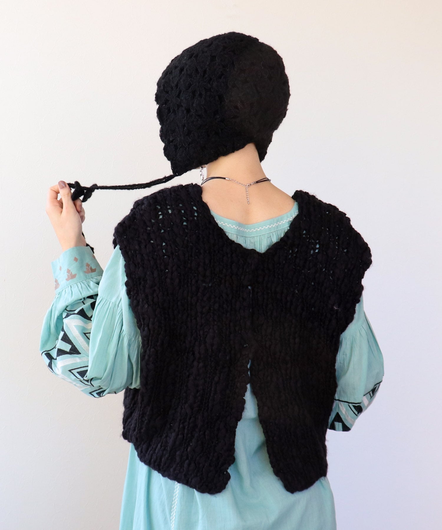 《WEB先行発売》ハンドニットベスト