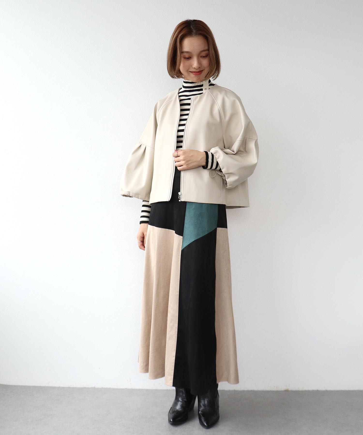 バイカラースエードスカート