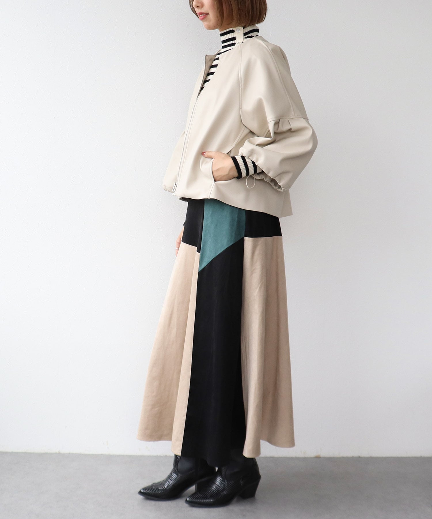 バイカラースエードスカート