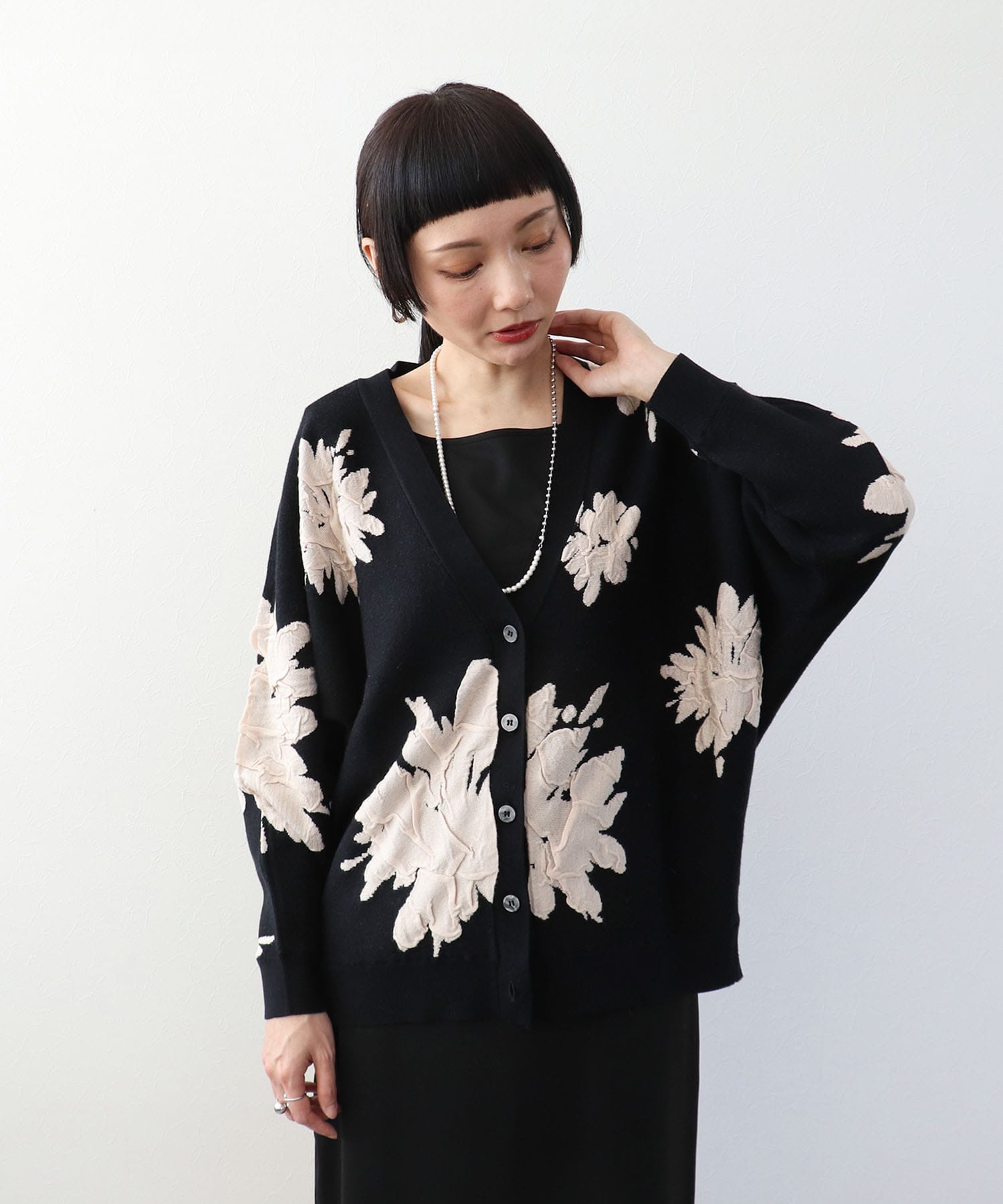 フラワージャガードドルマンカーディガン